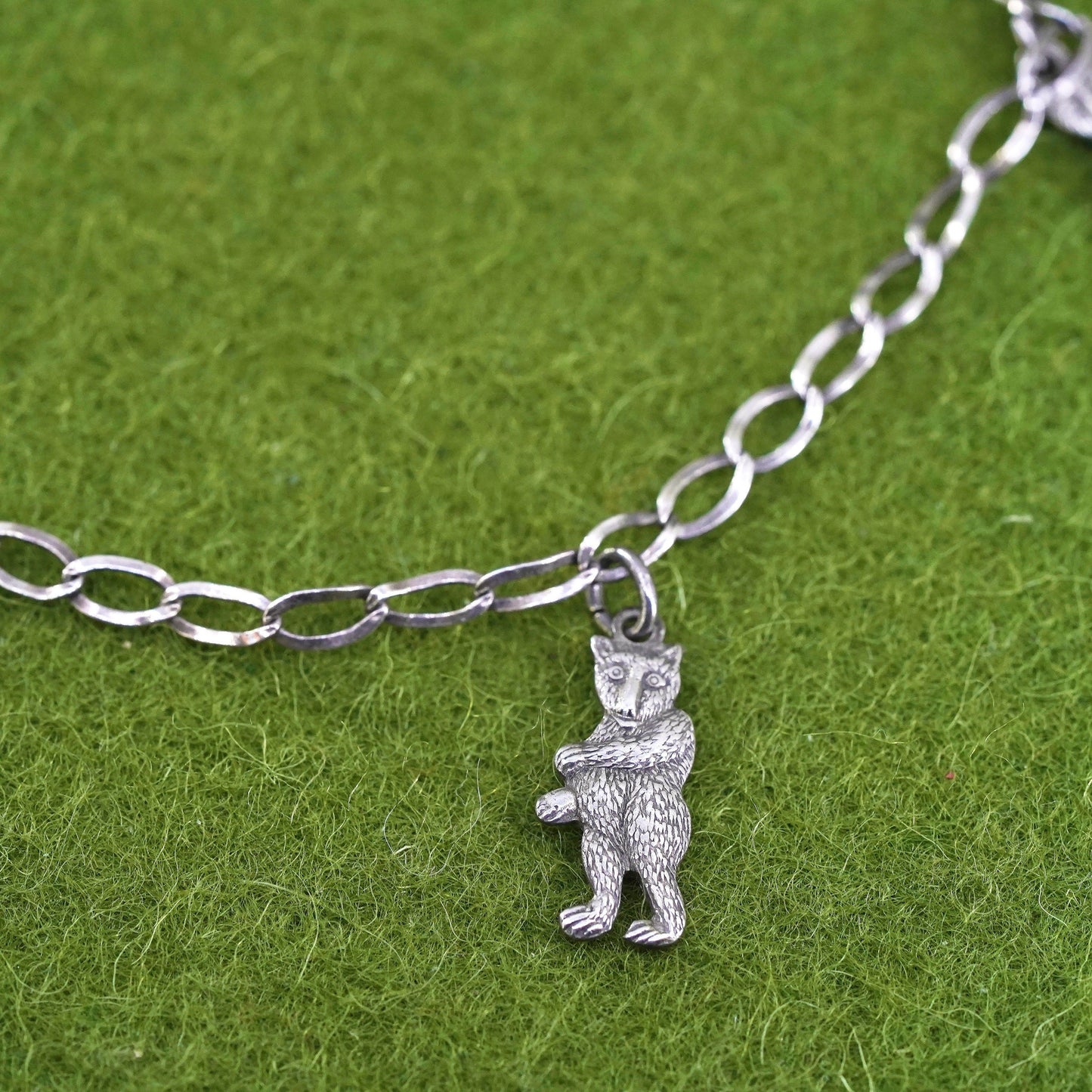 7.5” 3mm, Vintage sterling 925 silver twisted curb bracelet with bear charms