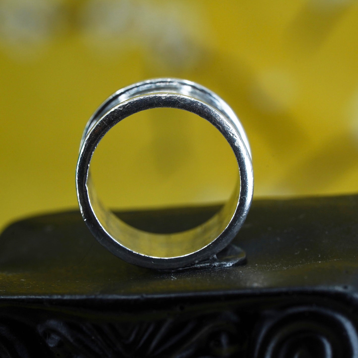 size 6.5, vintage Mexican Sterling silver handmade ring, 925 wide ribbed band