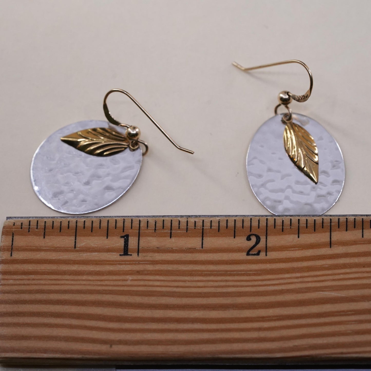 Vintage Sterling 925 Silver Hammered oval disc Earrings yellow gold leaf charms