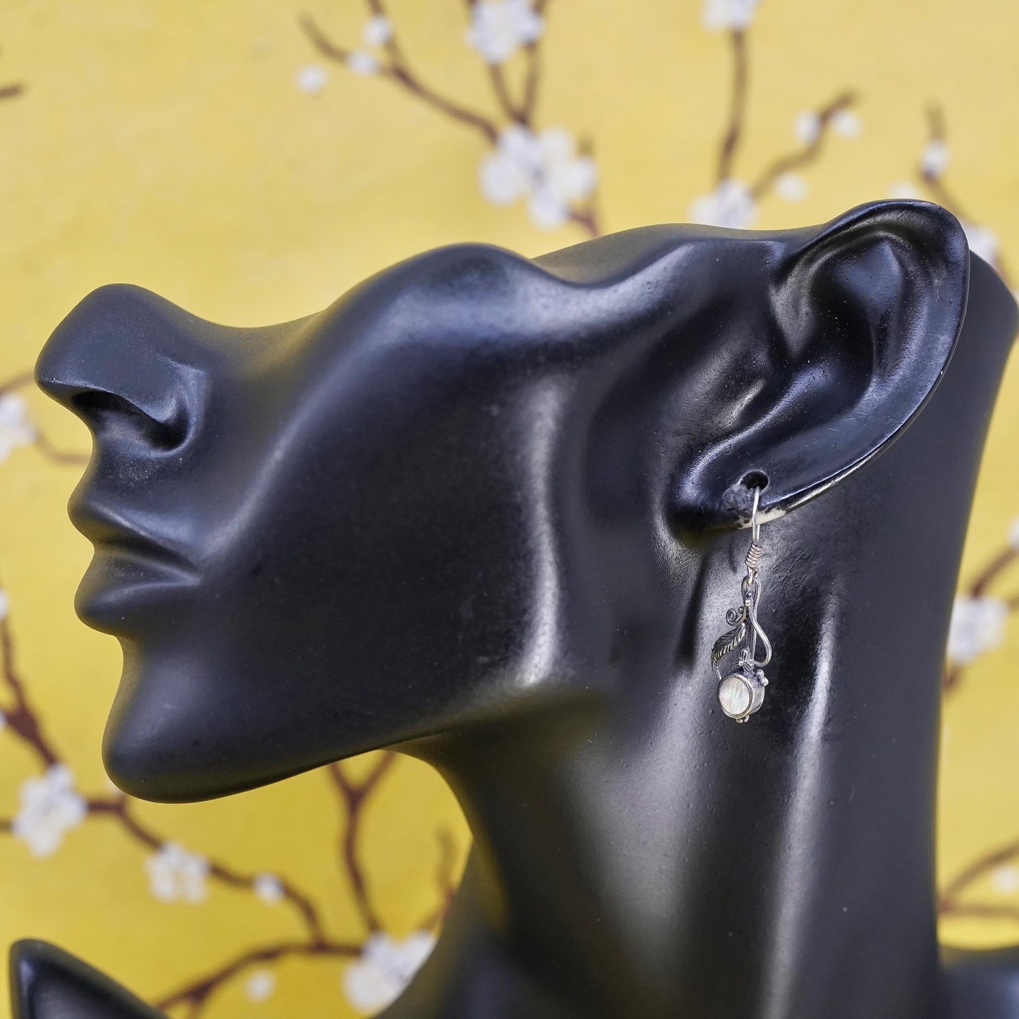 Vintage Sterling 925 silver handmade leaves earrings with abalone inlay