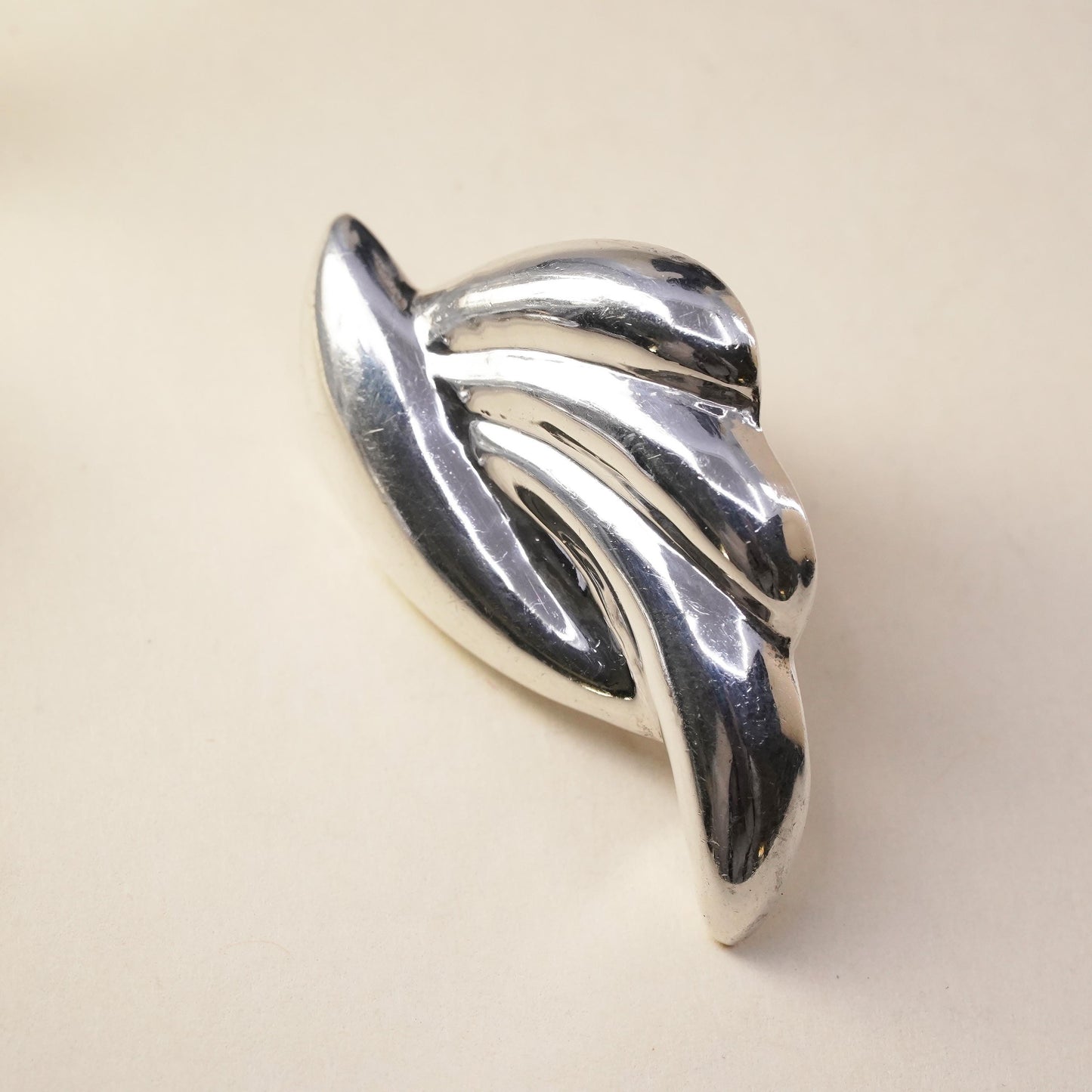 Vintage handmade single earring. Sterling 925 silver ribbed stud