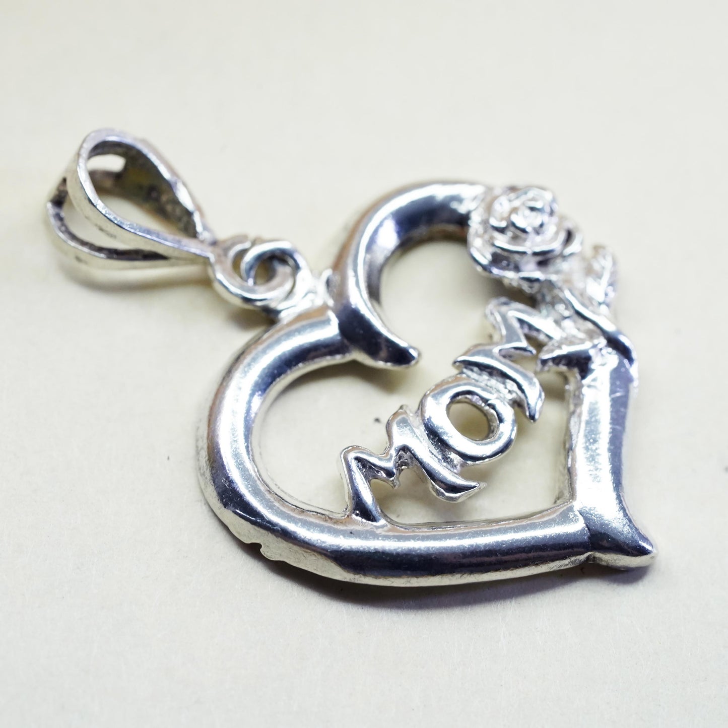 Vintage Sterling silver pendant, rose flower heart with "mom", 925 pendant
