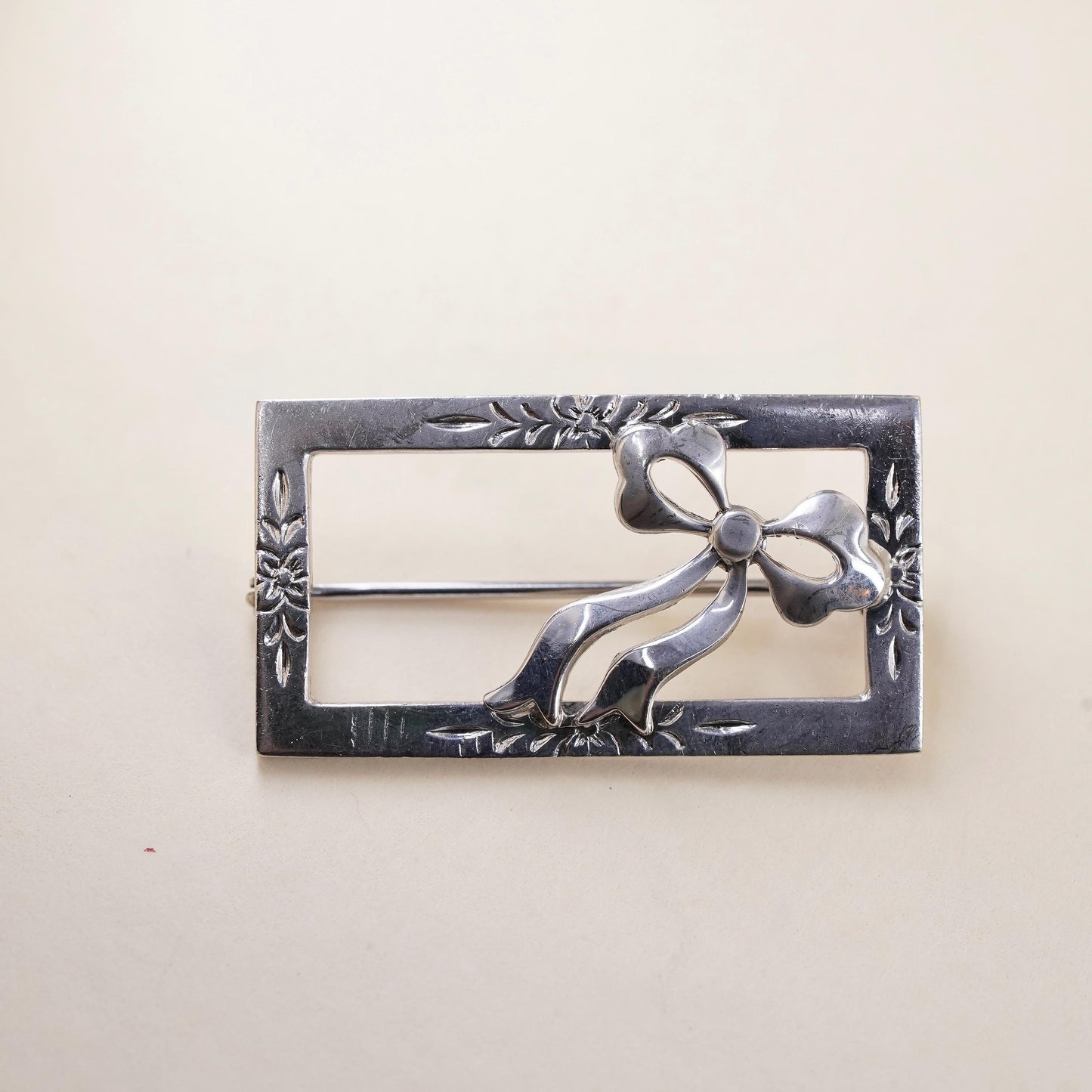 Vintage Sterling silver handmade brooch, 925 ribbon bow tie pin