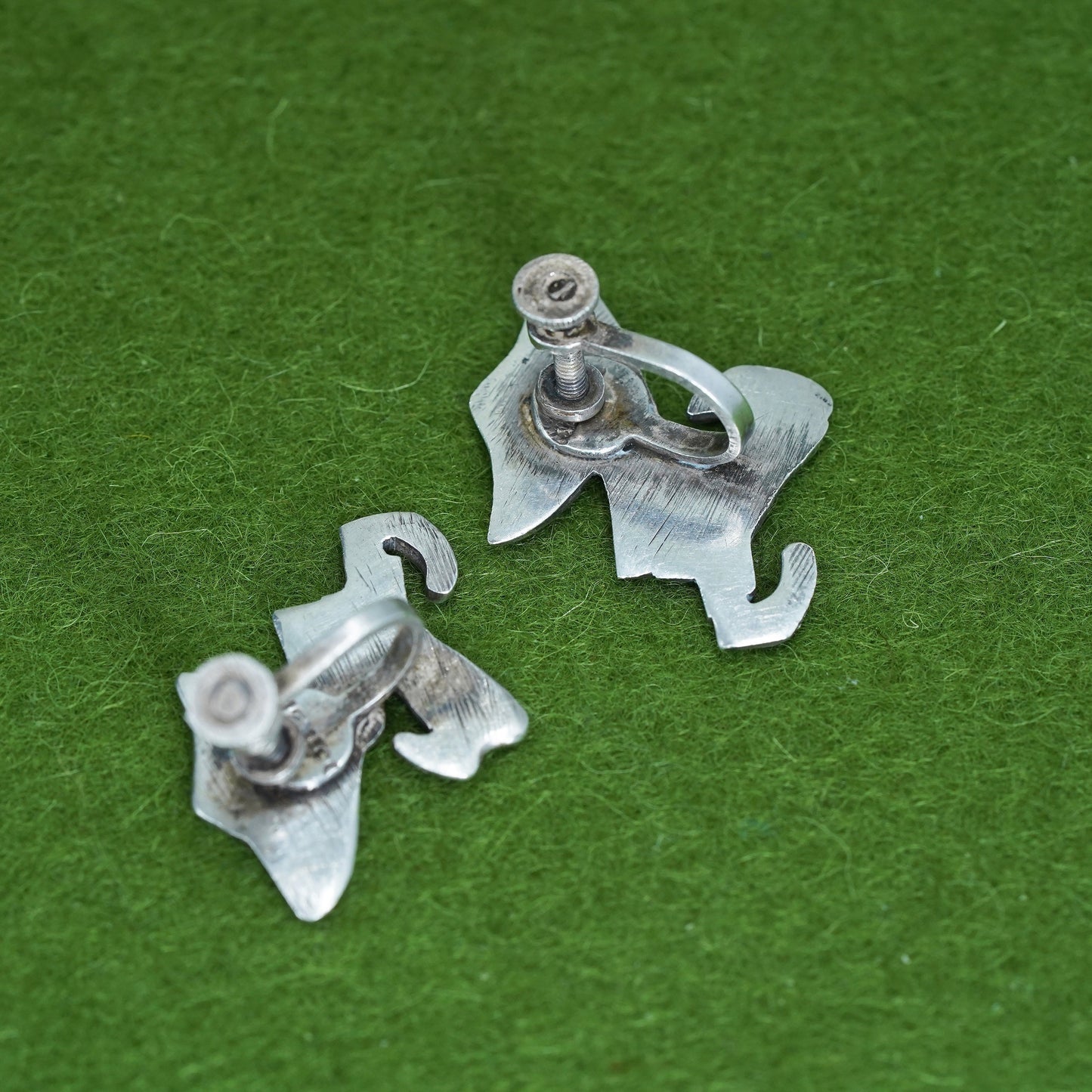 Mexican Sterling silver earrings, 925 screw back earrings with Sombrero costume