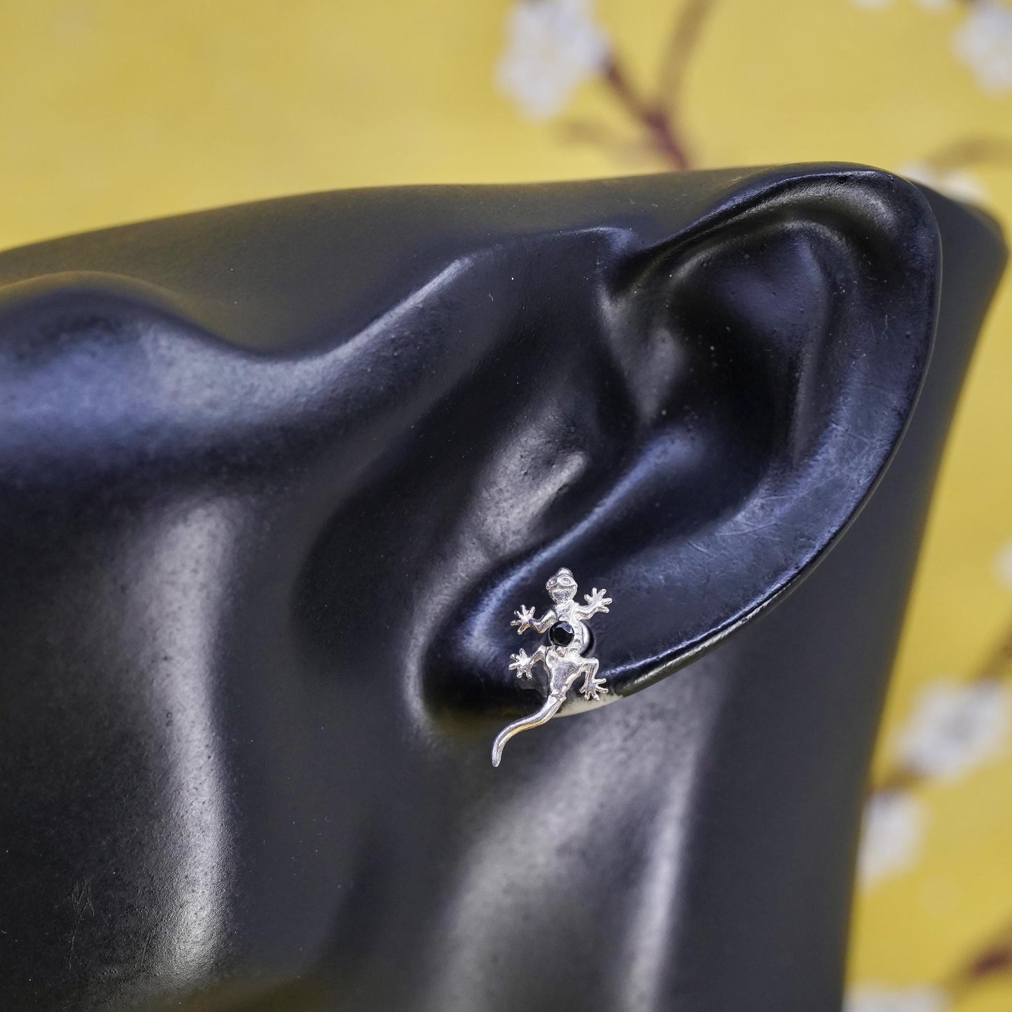 Vintage Sterling 925 silver lizard studs, earrings w/ black crystal screw back