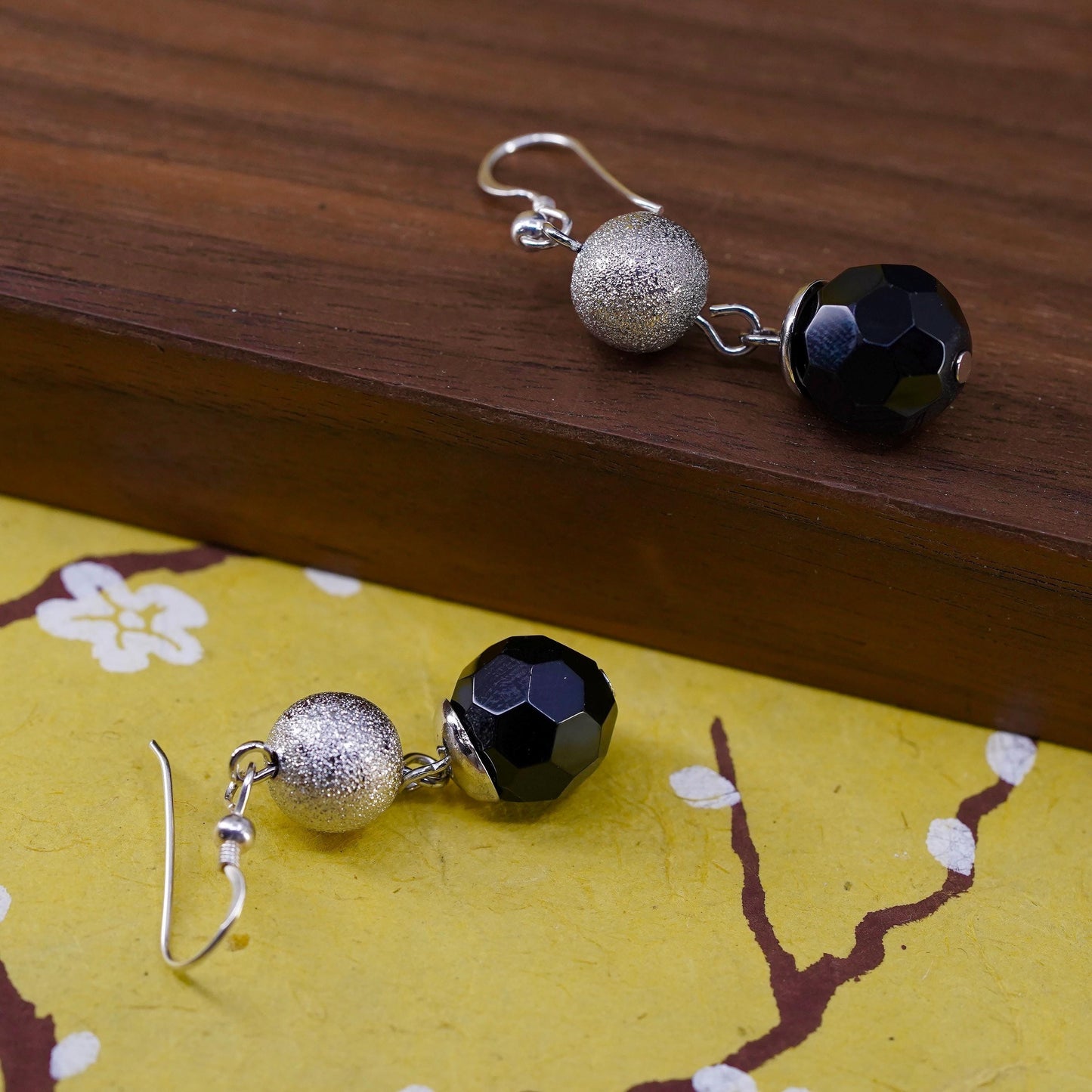 Vintage Sterling 925 silver handmade earrings with glitering onyx beads