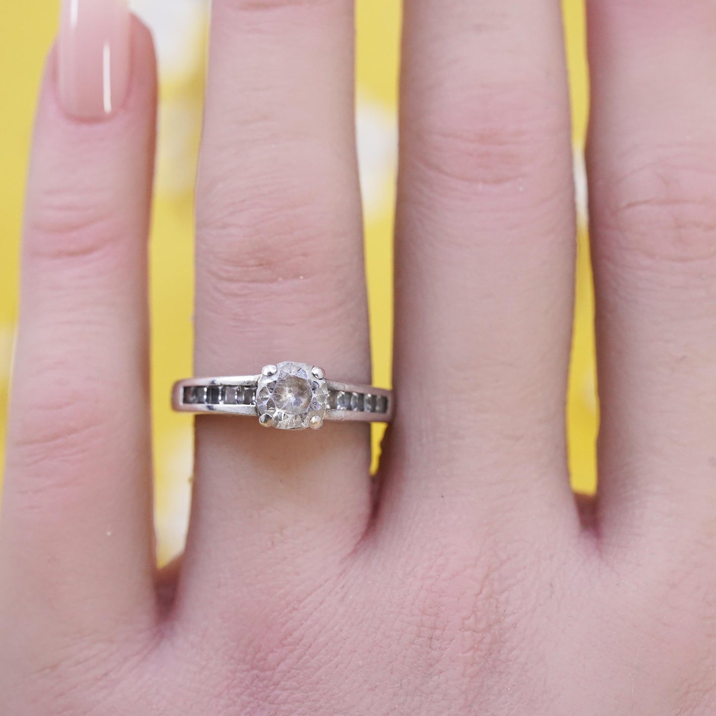 Size 7, vintage Sterling silver 925 engagement ring with cz