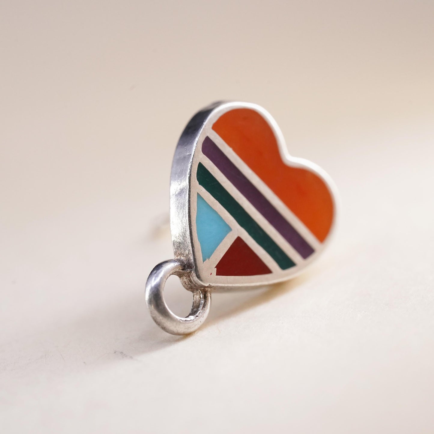Native American Quoc QT single earring. Sterling 925 silver heart stud coral