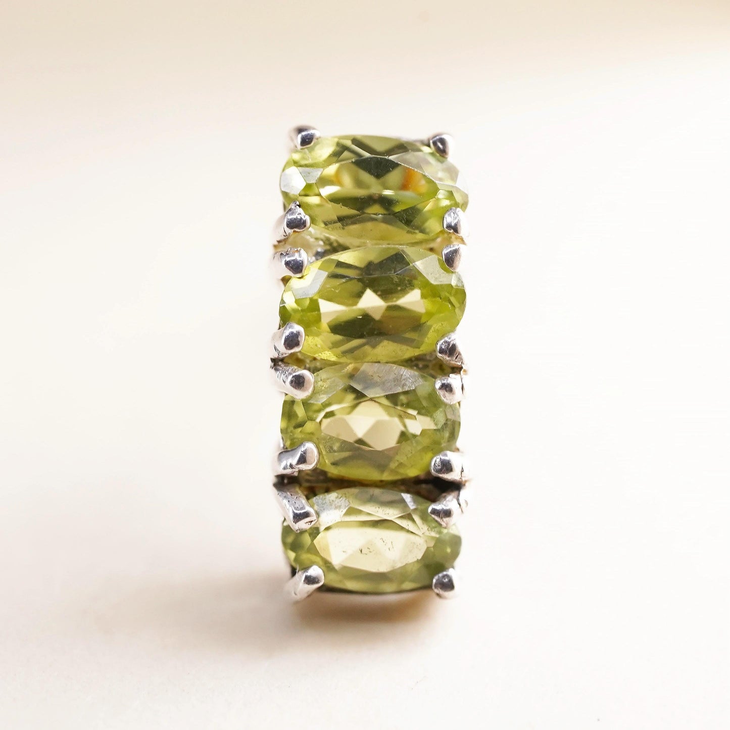 Vintage Sterling 925 silver handmade stud with peridot, single earring