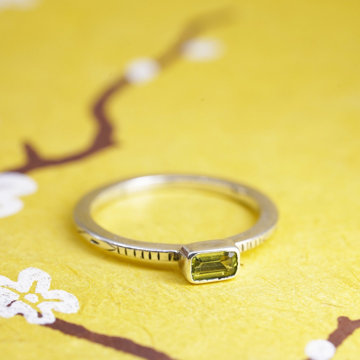size 8.25, VTG Sterling 925 silver handmade ring, stackable band with peridot