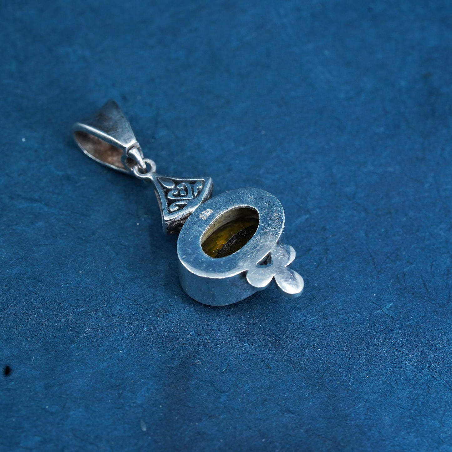 Vintage sterling 925 silver handmade pendant, with oval citrine