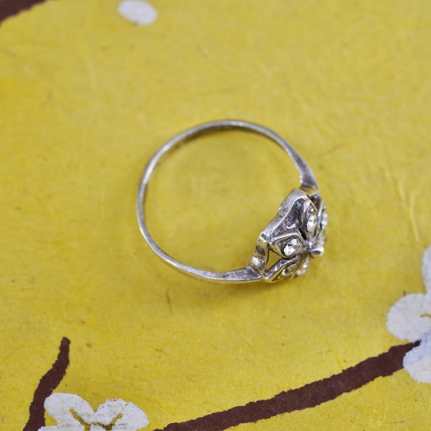 Size 6.5, vintage Sterling 925 silver handmade ring with cz snowflake flower
