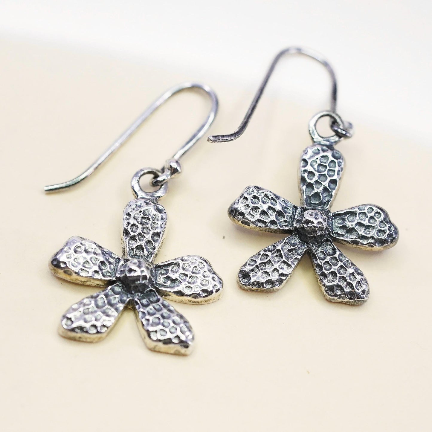 Silpada 925 Sterling Oxidized Silver Dangling Daisy Flower Earrings, W1155