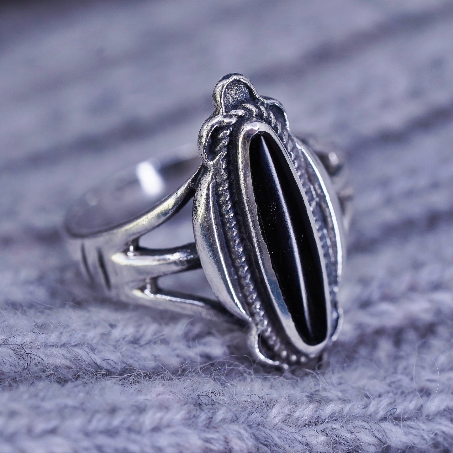 Size 5.75, southwestern Sterling silver 925 handmade stackable ring with onyx