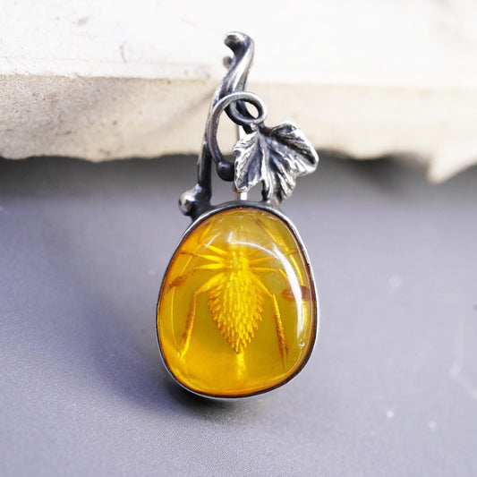 Sterling 925 Silver Amber Spider Inclusion Brooch Pin Art Leaf Insect Jewelry