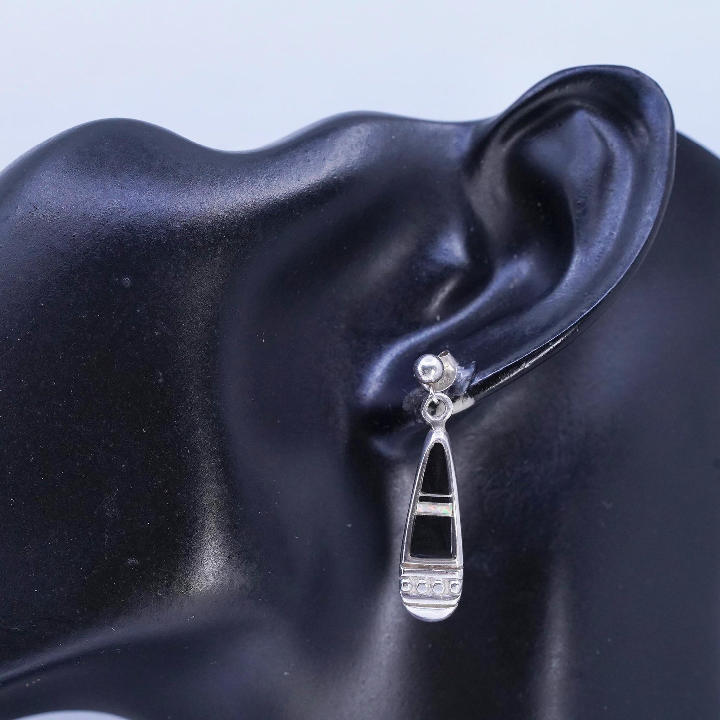 Native American Navajo Ervin Hoskie sterling 925 silver teardrop earrings onyx