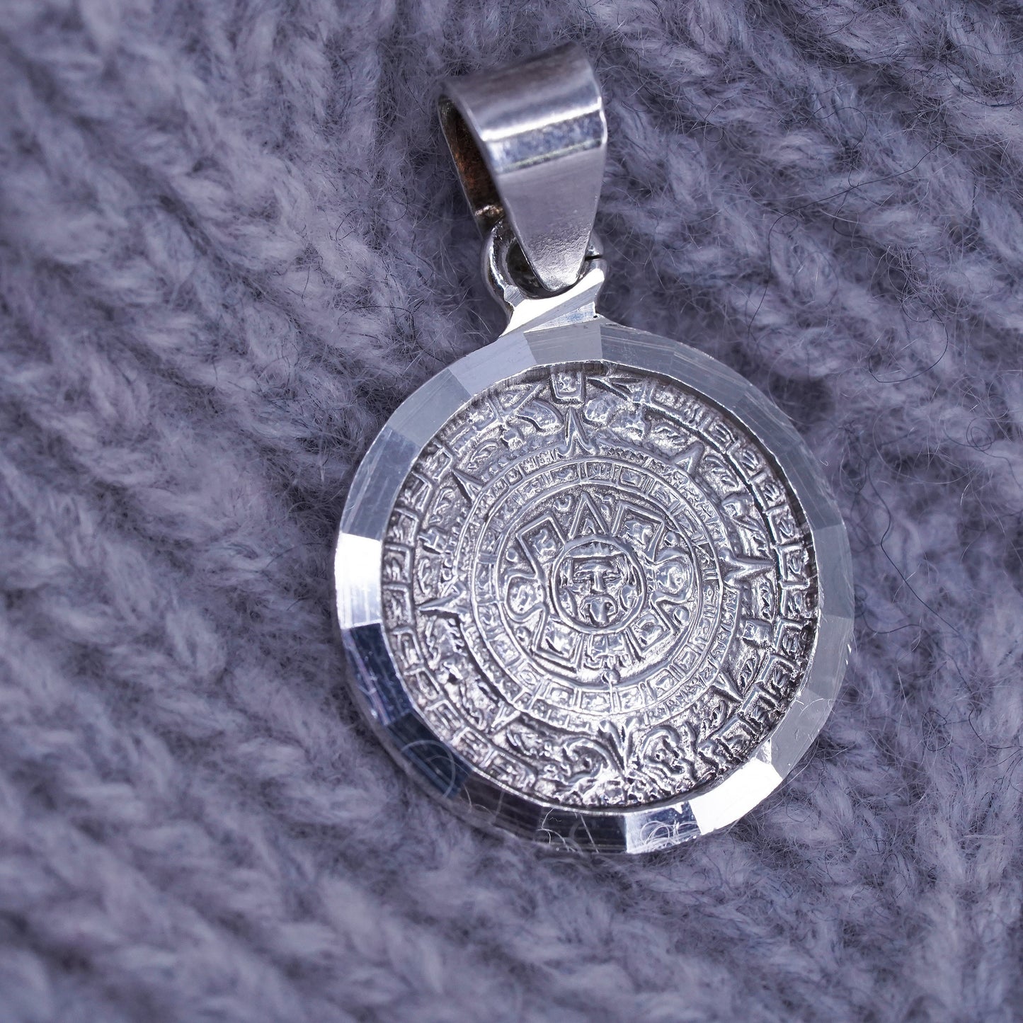 Vintage He Choen Sterling silver handmade pendant, 950 Mayan calendar