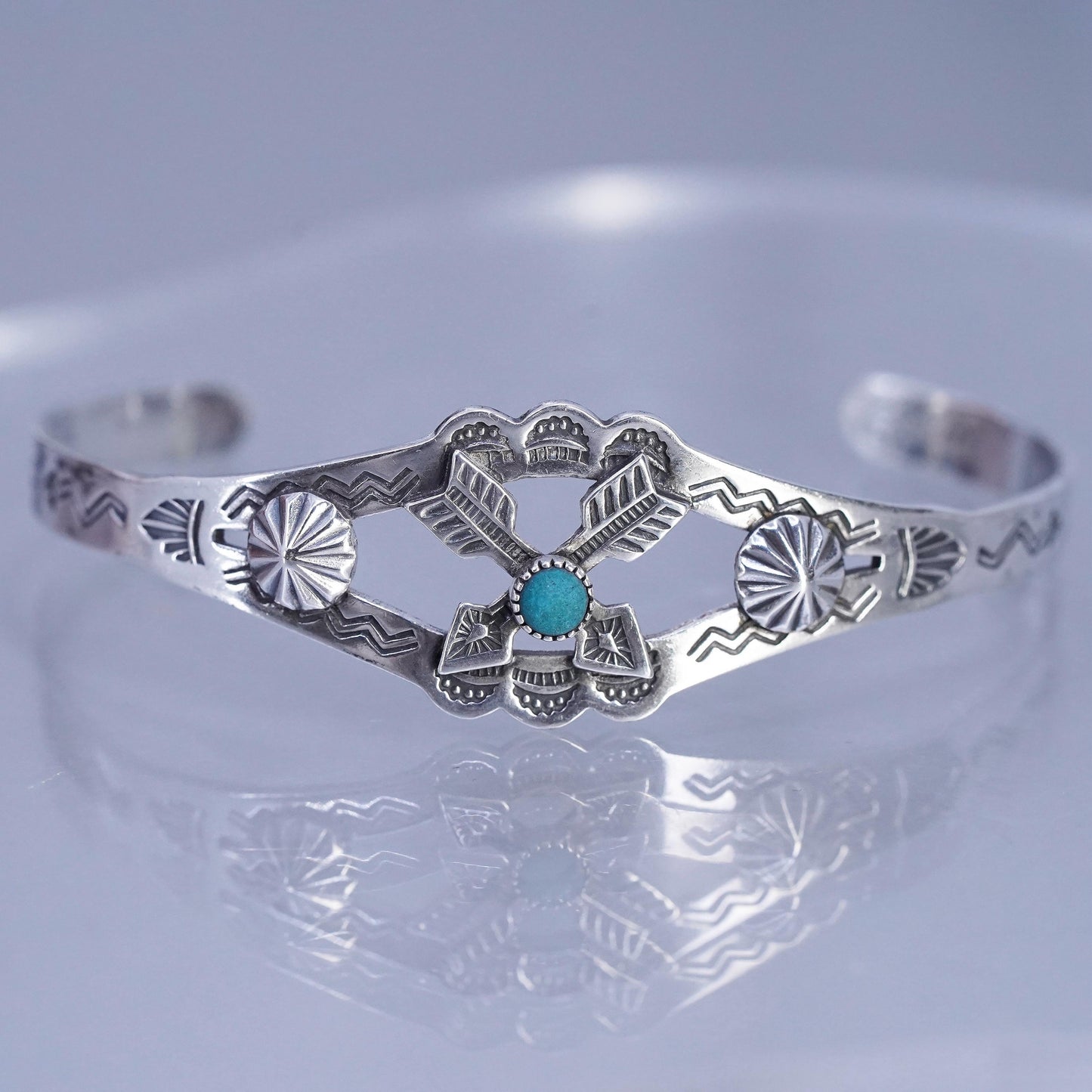 6.25”, Navajo Native American Sterling 925 silver bracelet arrow cuff turquoise