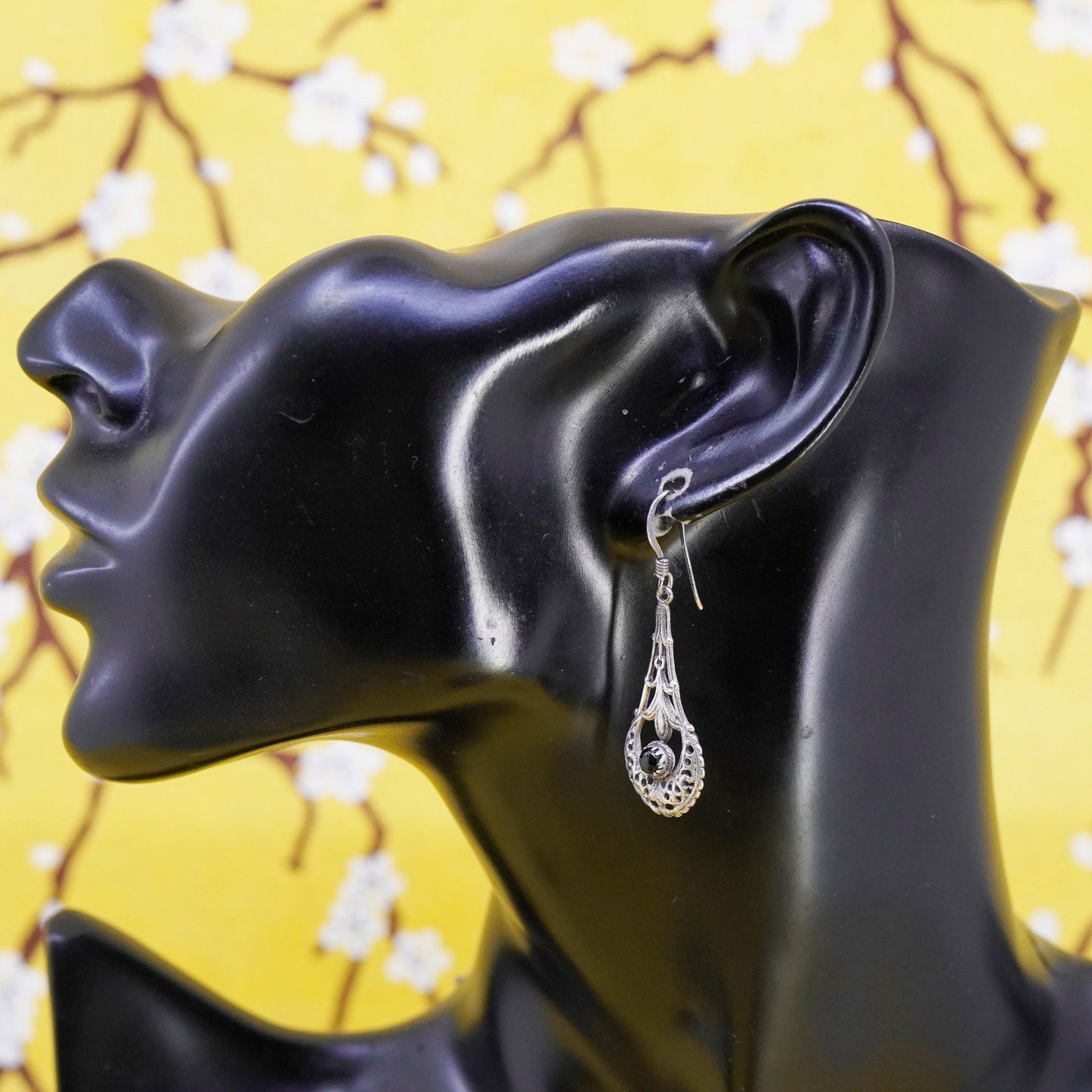 Vintage Sterling silver handmade earrings, 925 Filigree teardrop drops w/ onyx