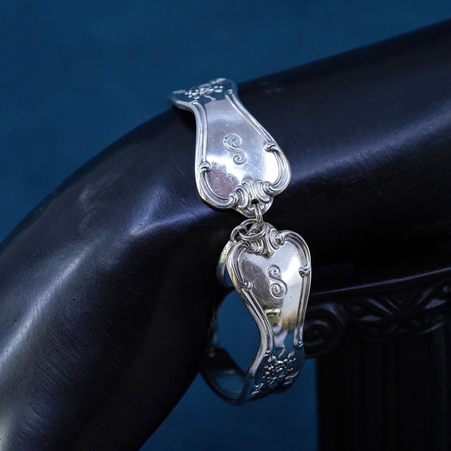 6.5” vintage Silver Tone spoon bracelet with charm and engraved “imagine”