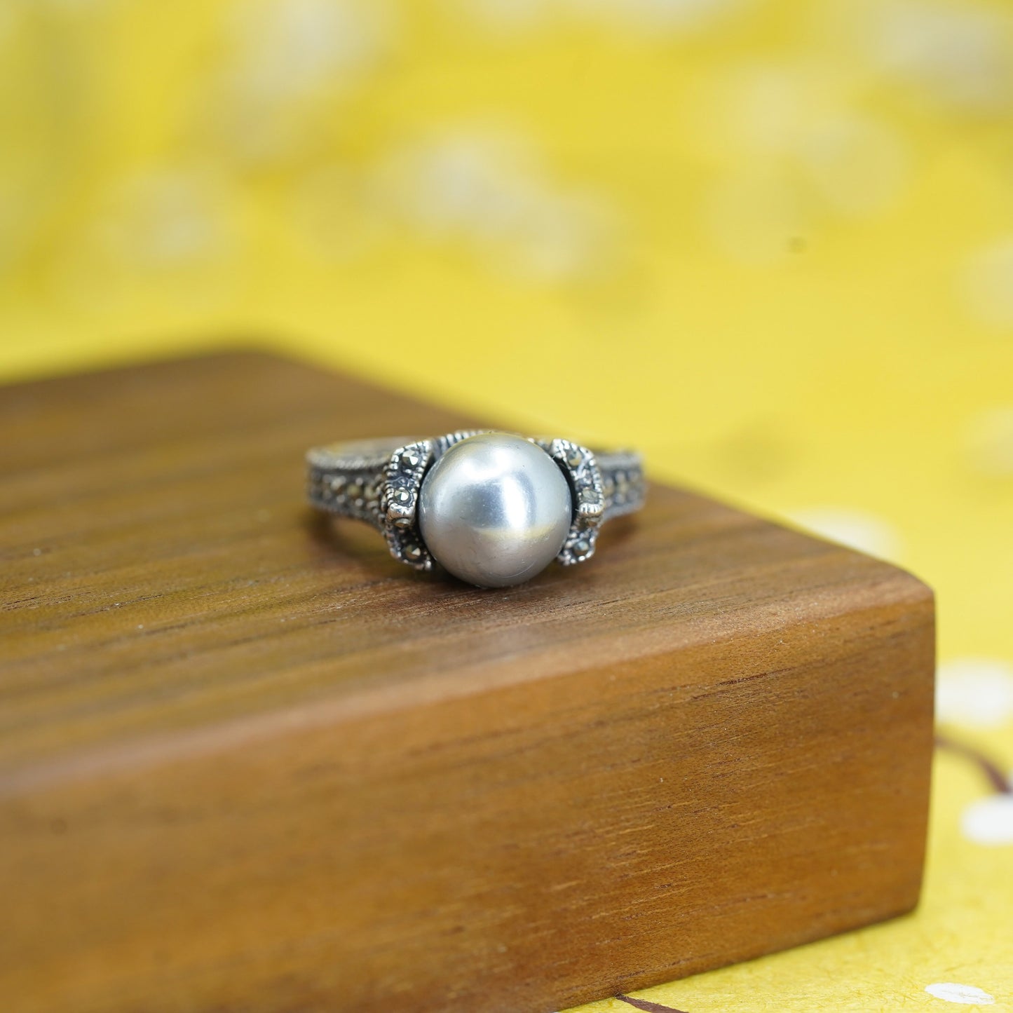 size 6.25, Sterling 925 silver handmade ring with marcasite and gray pearl