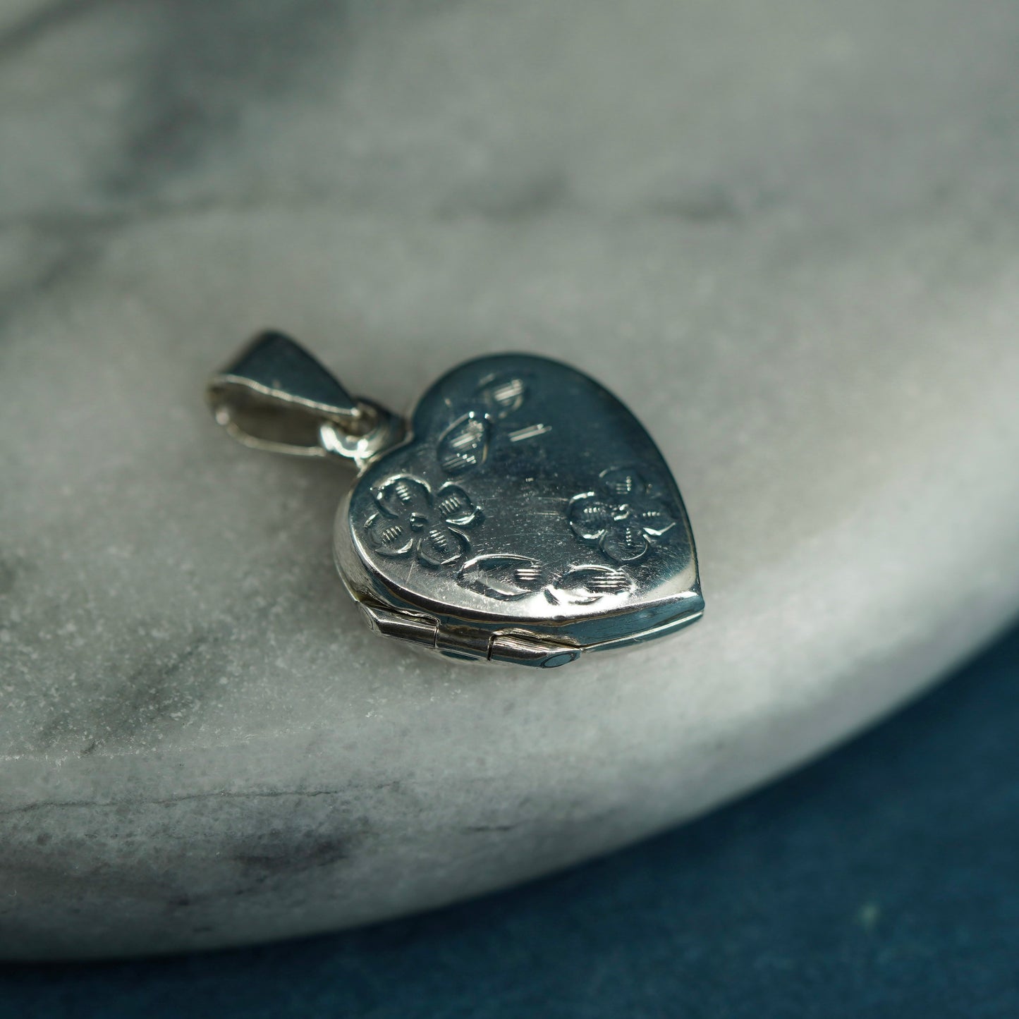 Vintage Sterling silver handmade pendant, 925 heart photo locket
