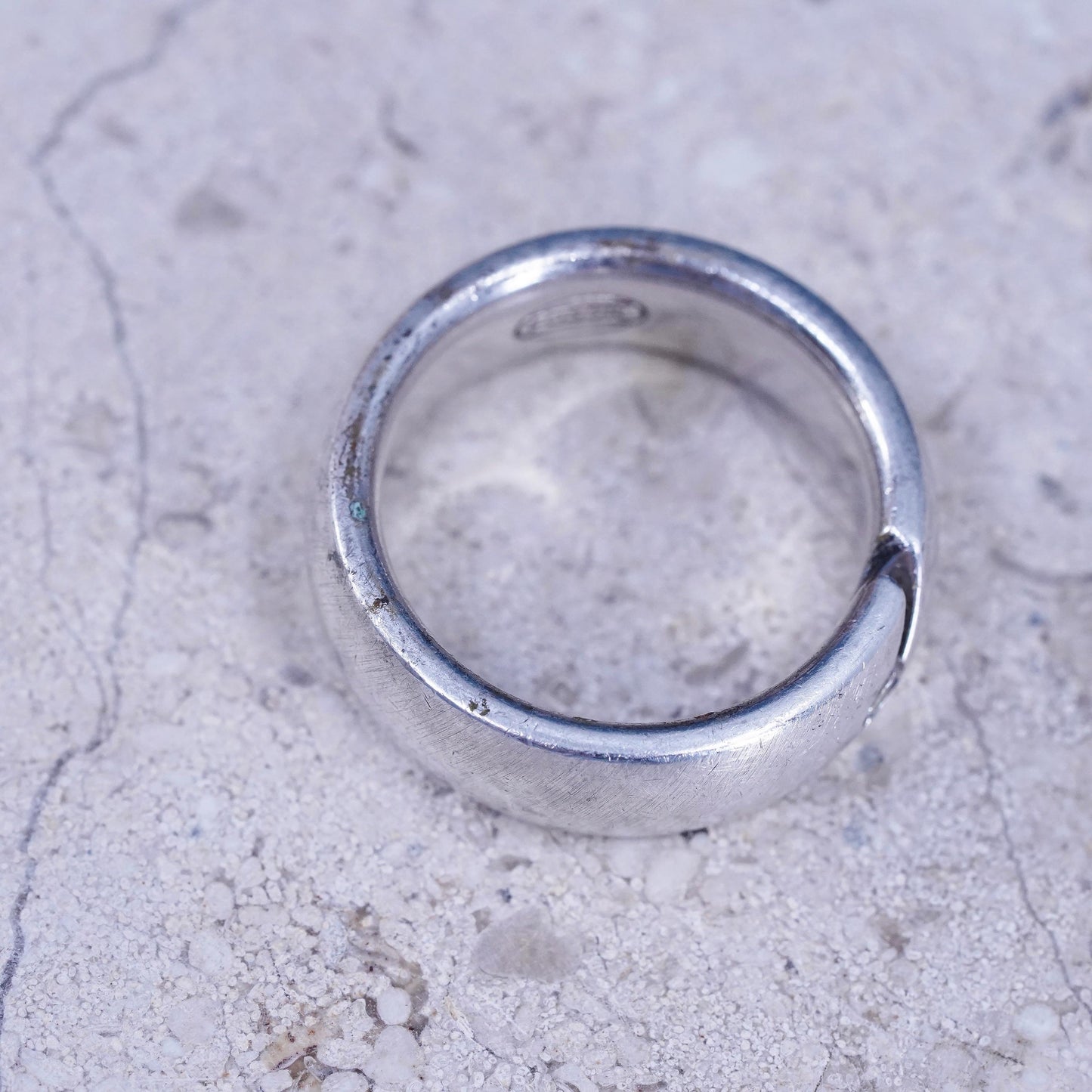 Size 7.5, vintage Fossil Sterling silver handmade ring, 925 wedding band cz
