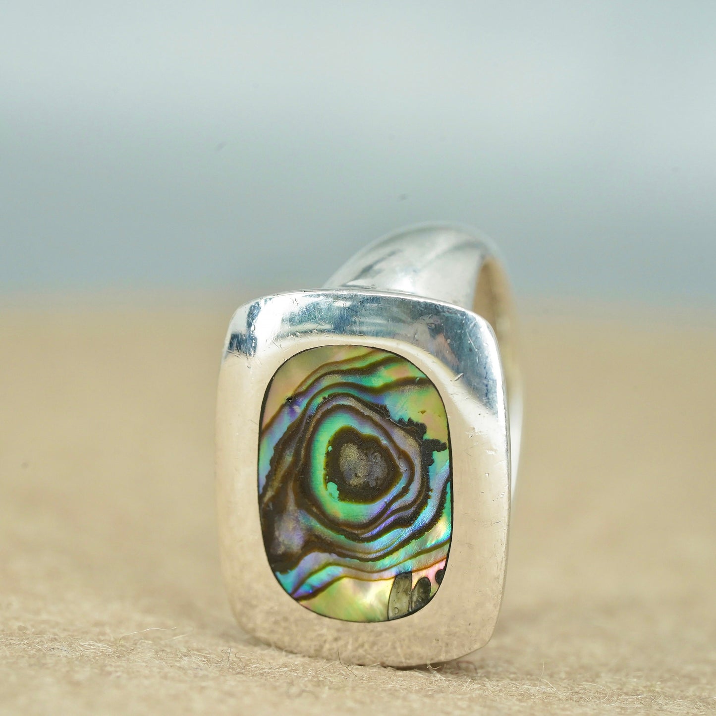 Size 8, southwestern vintage 925 silver handmade ring with abalone inlay