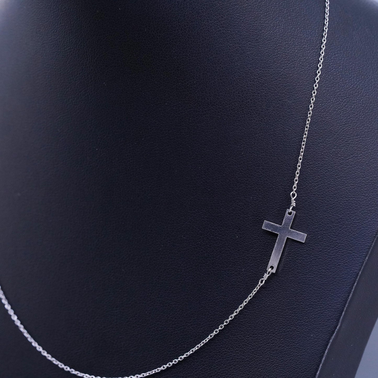 16”, vintage Sterling 925 silver handmade circle necklace with cross pendant