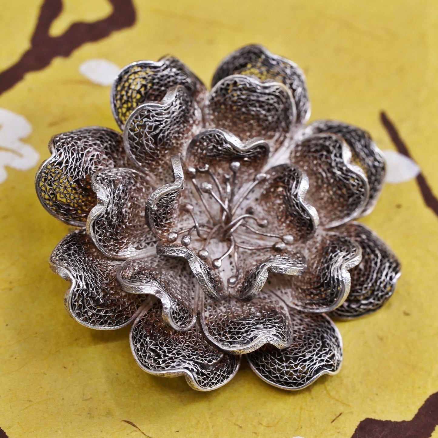 Vintage handmade sterling 925 silver filigree flower brooch