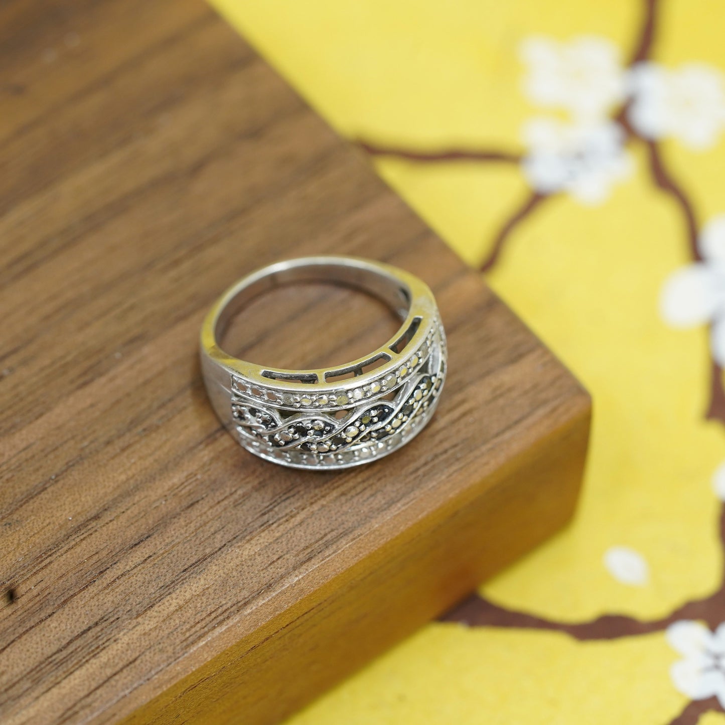 Size 7, vintage Sterling silver handmade ring, 925 band with cluster diamond