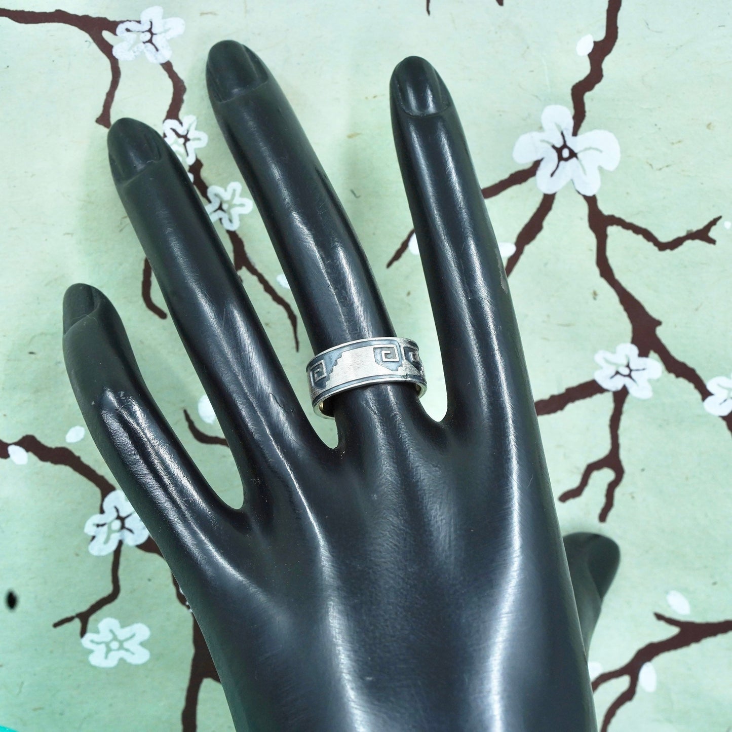 Size 7, vintage Sterling silver handmade ring, mexico 925 greek key band