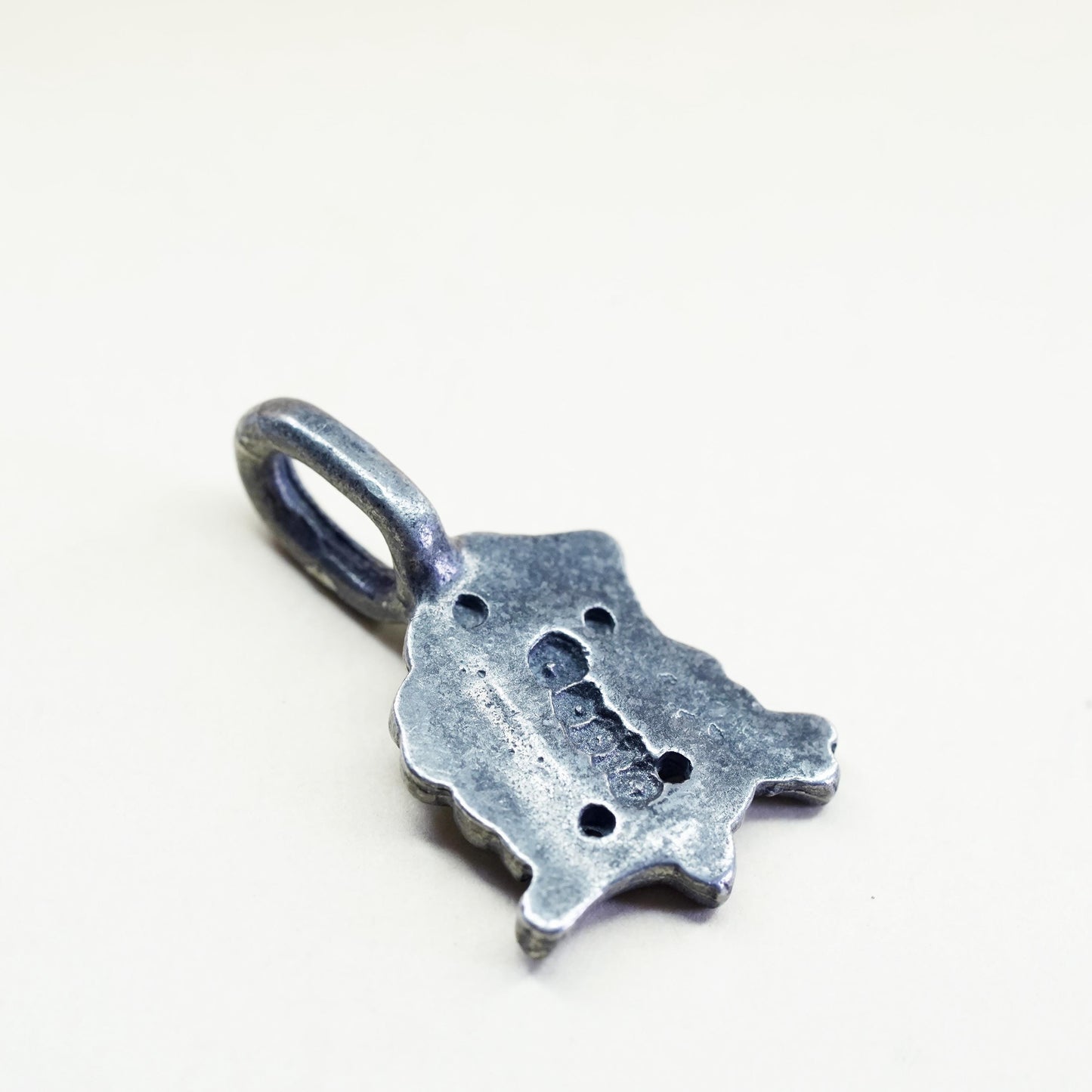 Vintage silver tone Chinese Calligraphy Character roster pendant
