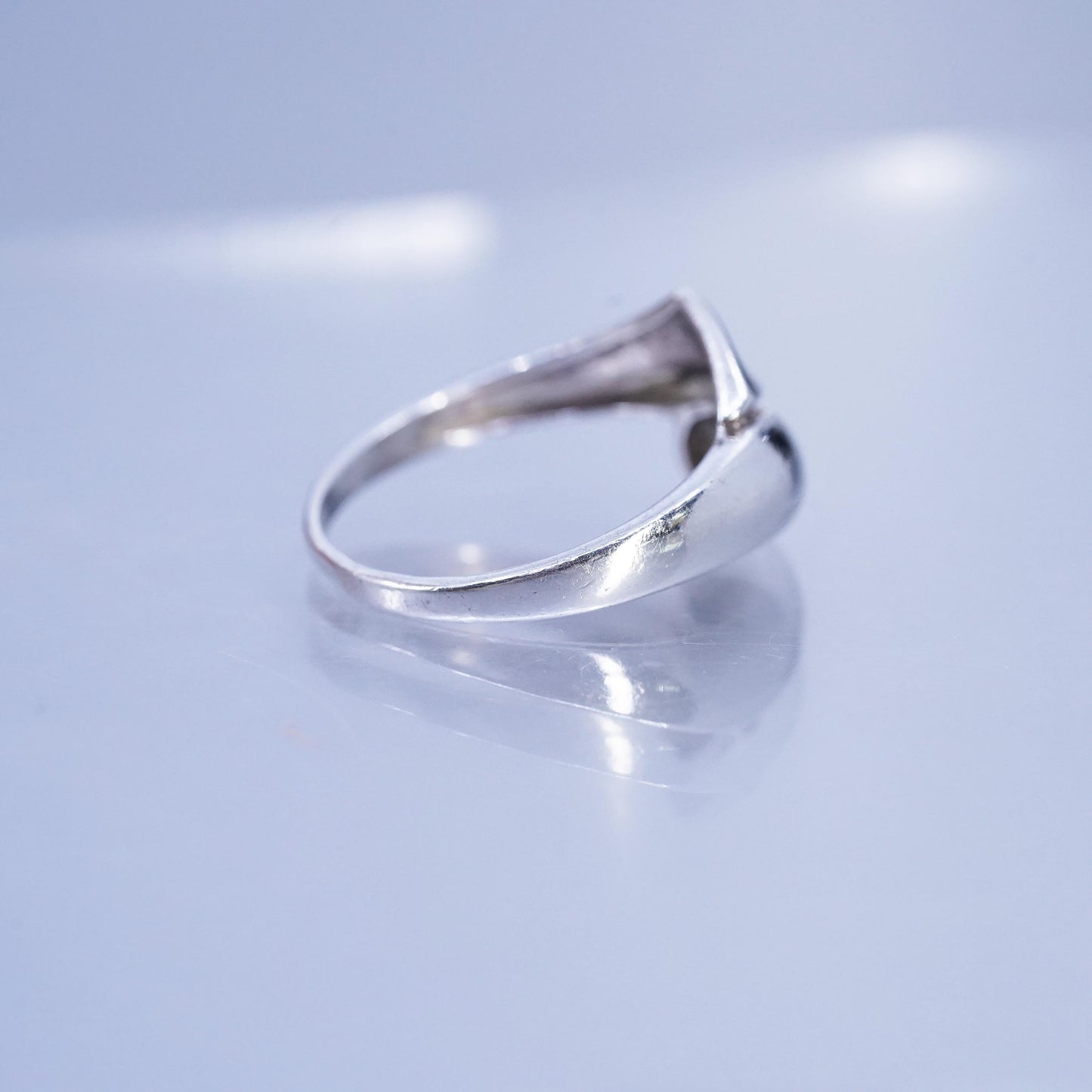 Size 8, vintage Sterling 925 silver handmade ring, wrap band