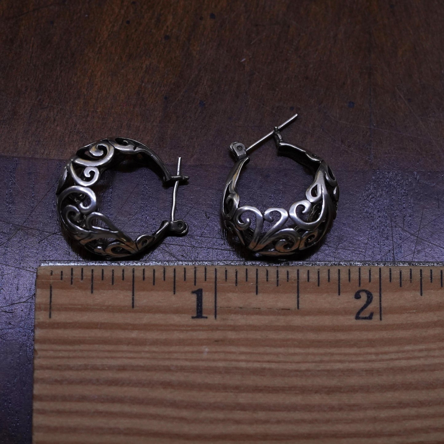 0.75”, VTG Sterling silver handmade earrings, 925 huggie, filigree hoops, Bali