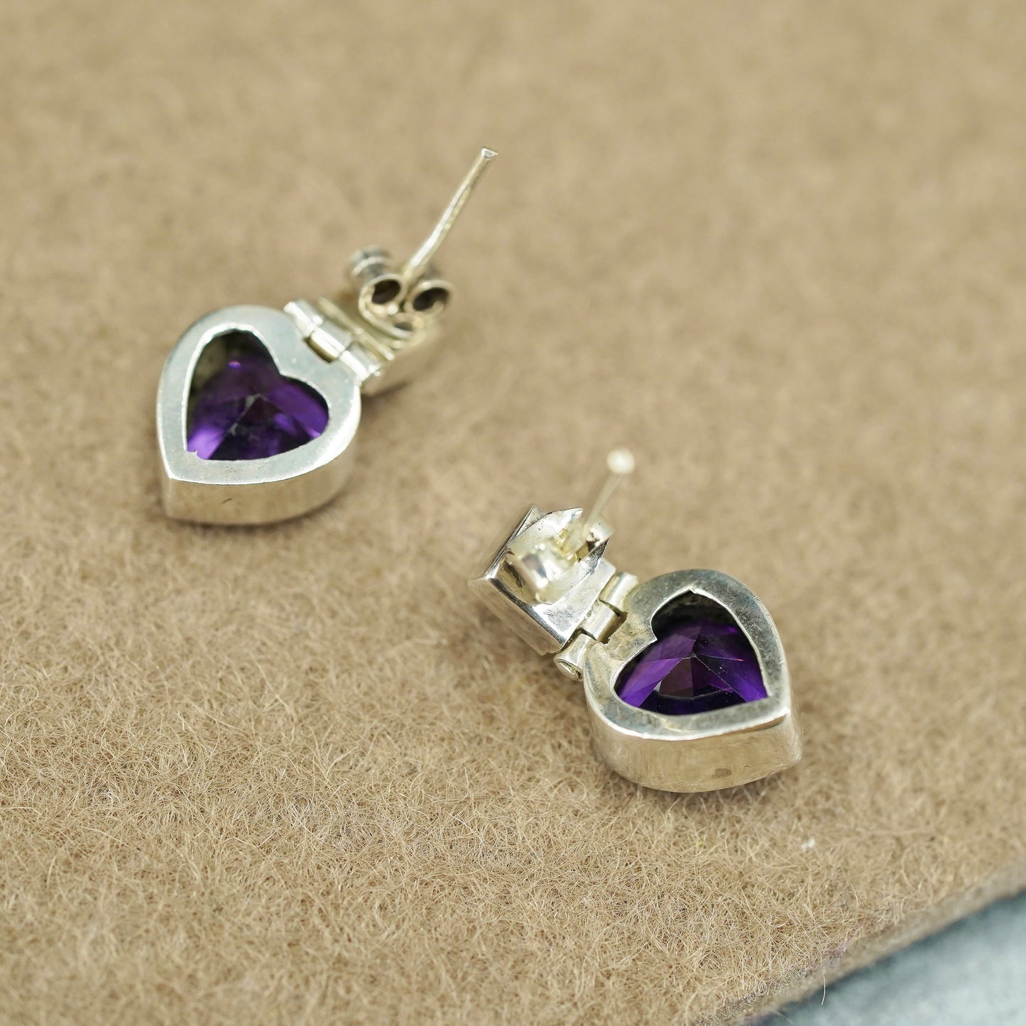 Vintage jewelry | Sterling 925 silver earrings with heart amethyst and opal