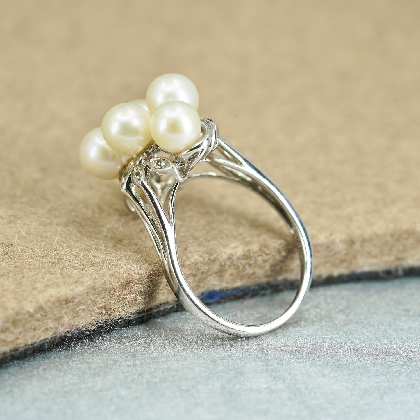 Size 4, VTG Sterling 925 silver handmade ring with cluster pearl and diamond