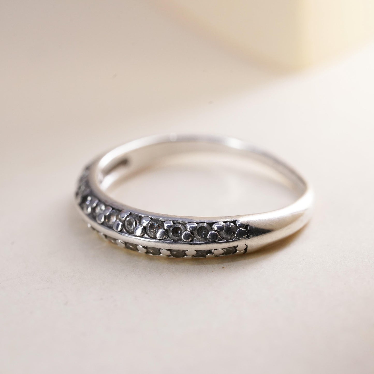 Size 7, vtg sterling 925 silver ring with cluster CZ, stackable wedding band