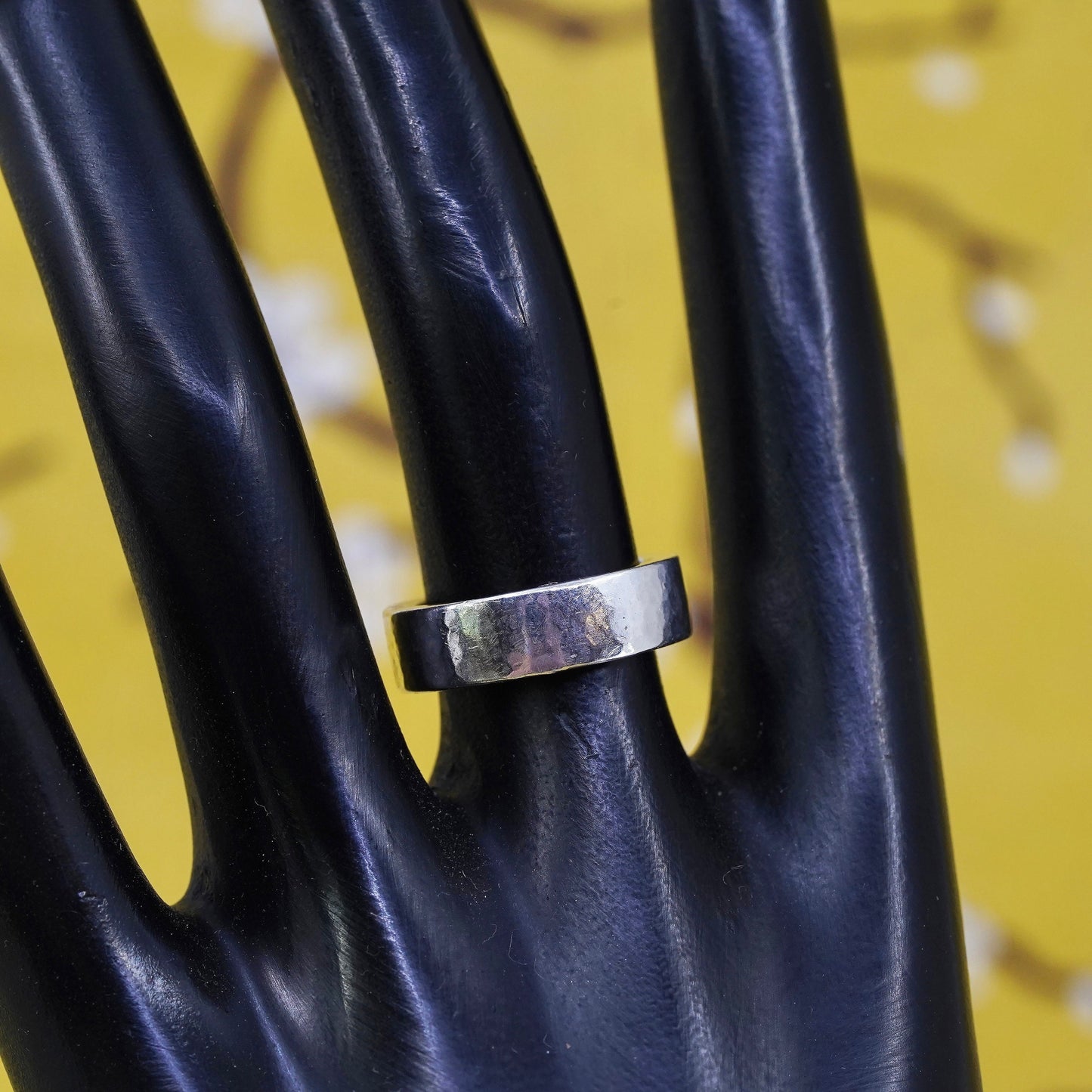 Size 7, vintage Sterling silver handmade ring, hammered 925 band