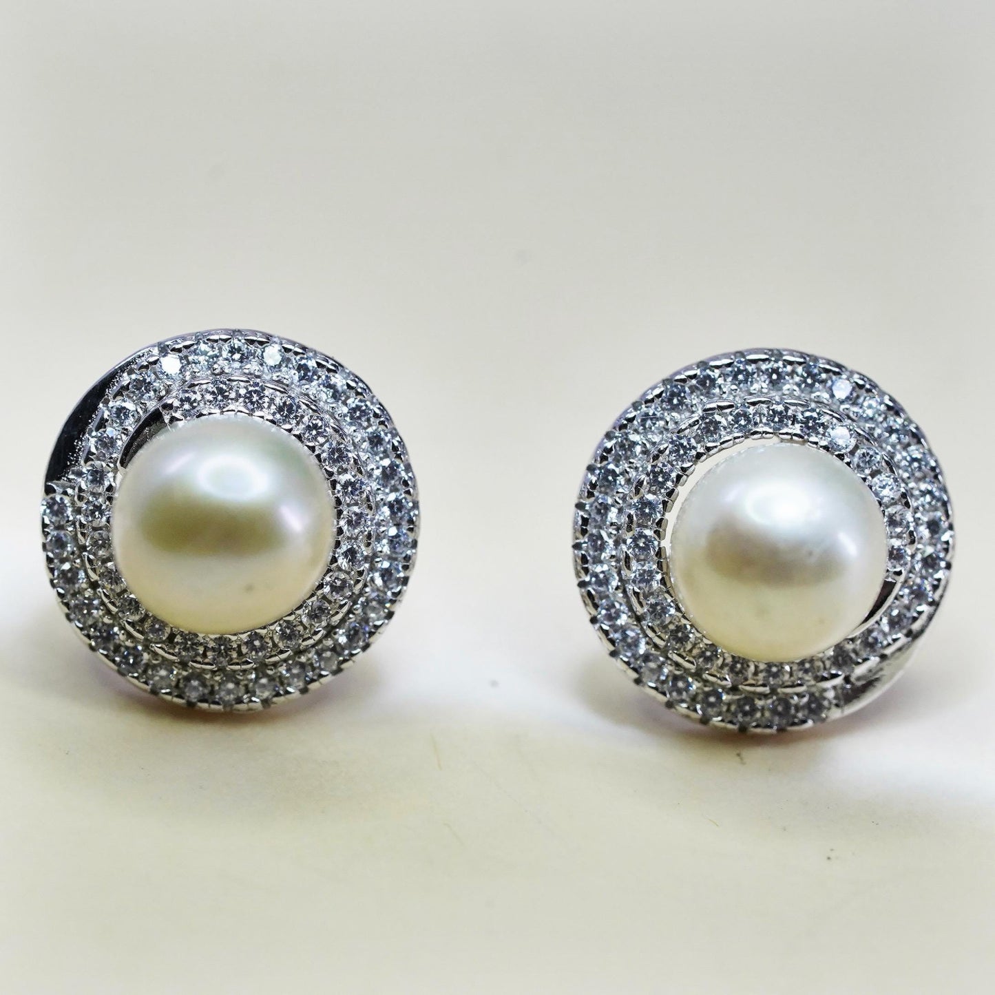 Vintage Sterling 925 silver 7mm freshwater pearl stud with cluster cz around