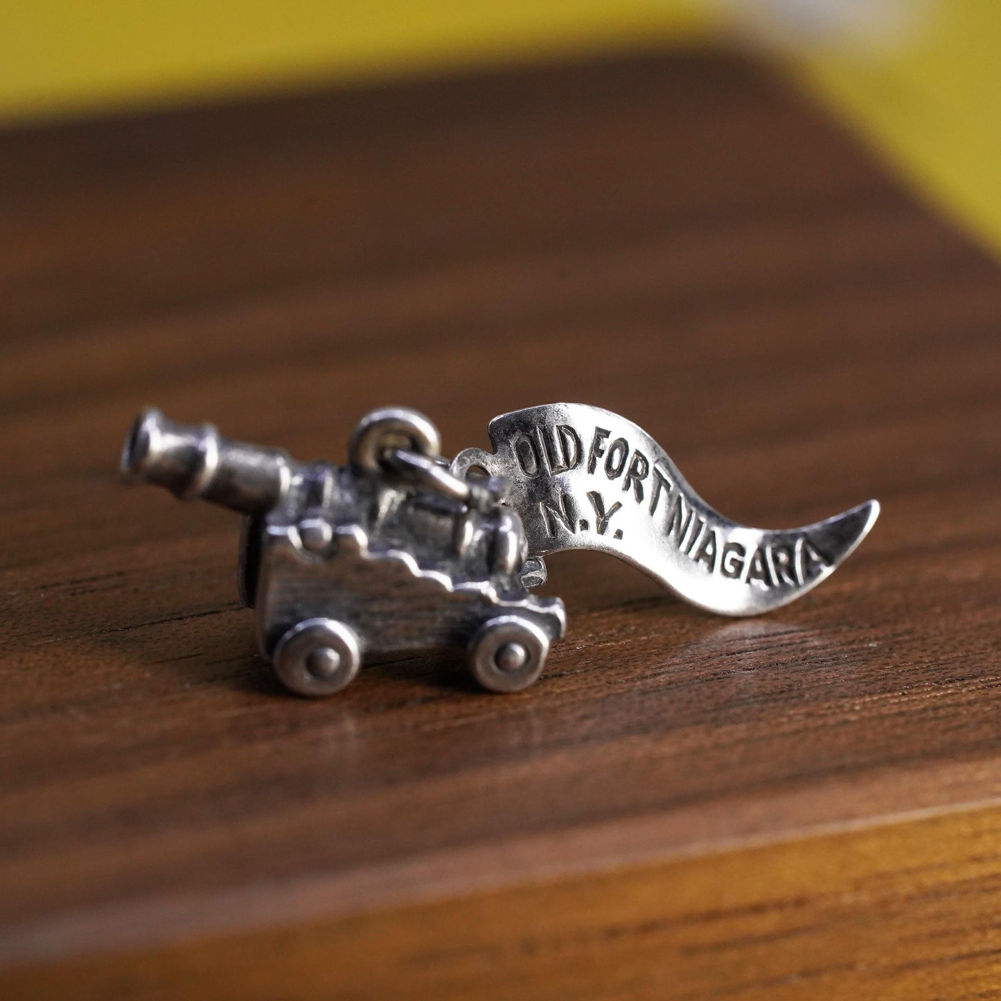 Sterling Silver 925 Old Fort Niagara NY Cannon Charm Pendant Souvenir Military