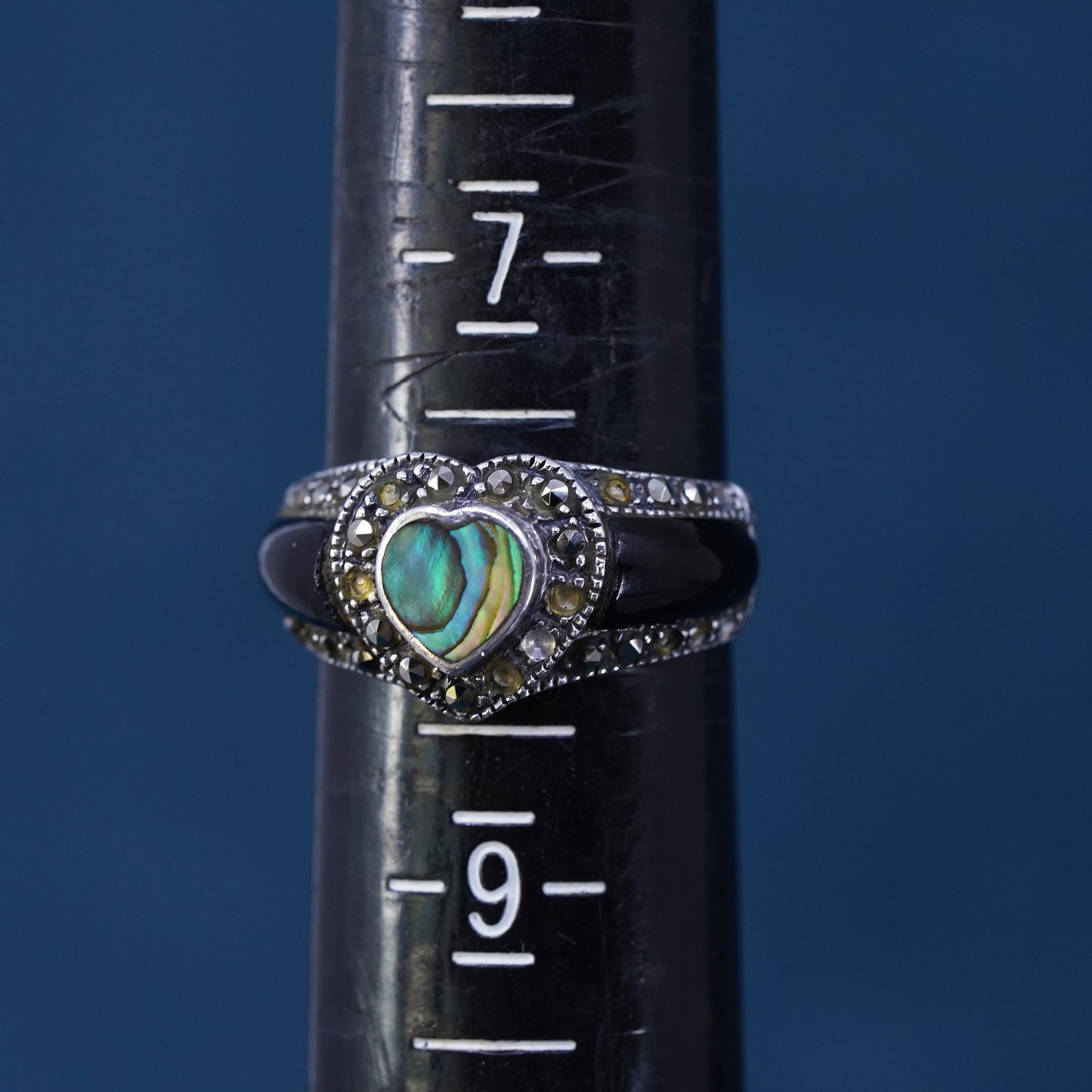 Size 8, Sterling 925 silver ring band with black onyx marcasite abalone heart
