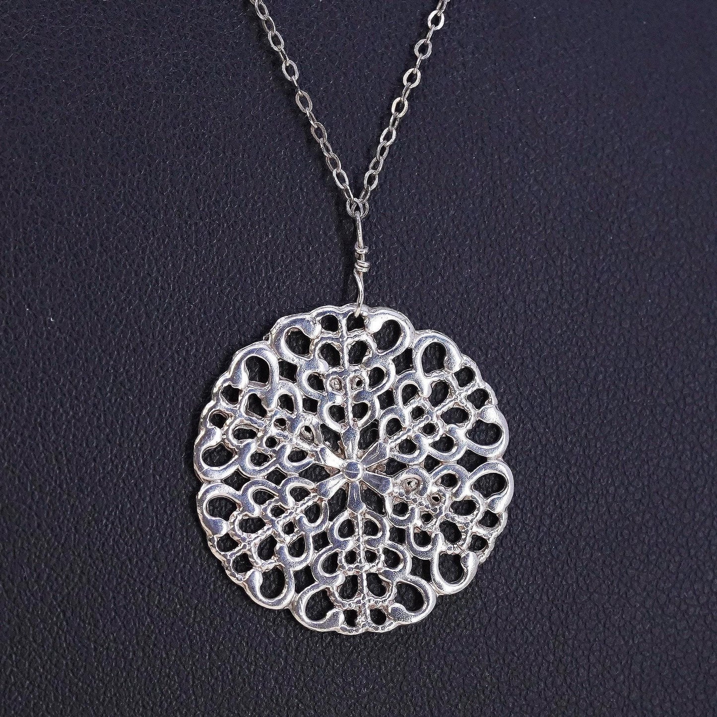 18", Vintage Sterling 925 silver circle chain necklace filigree circle pendant