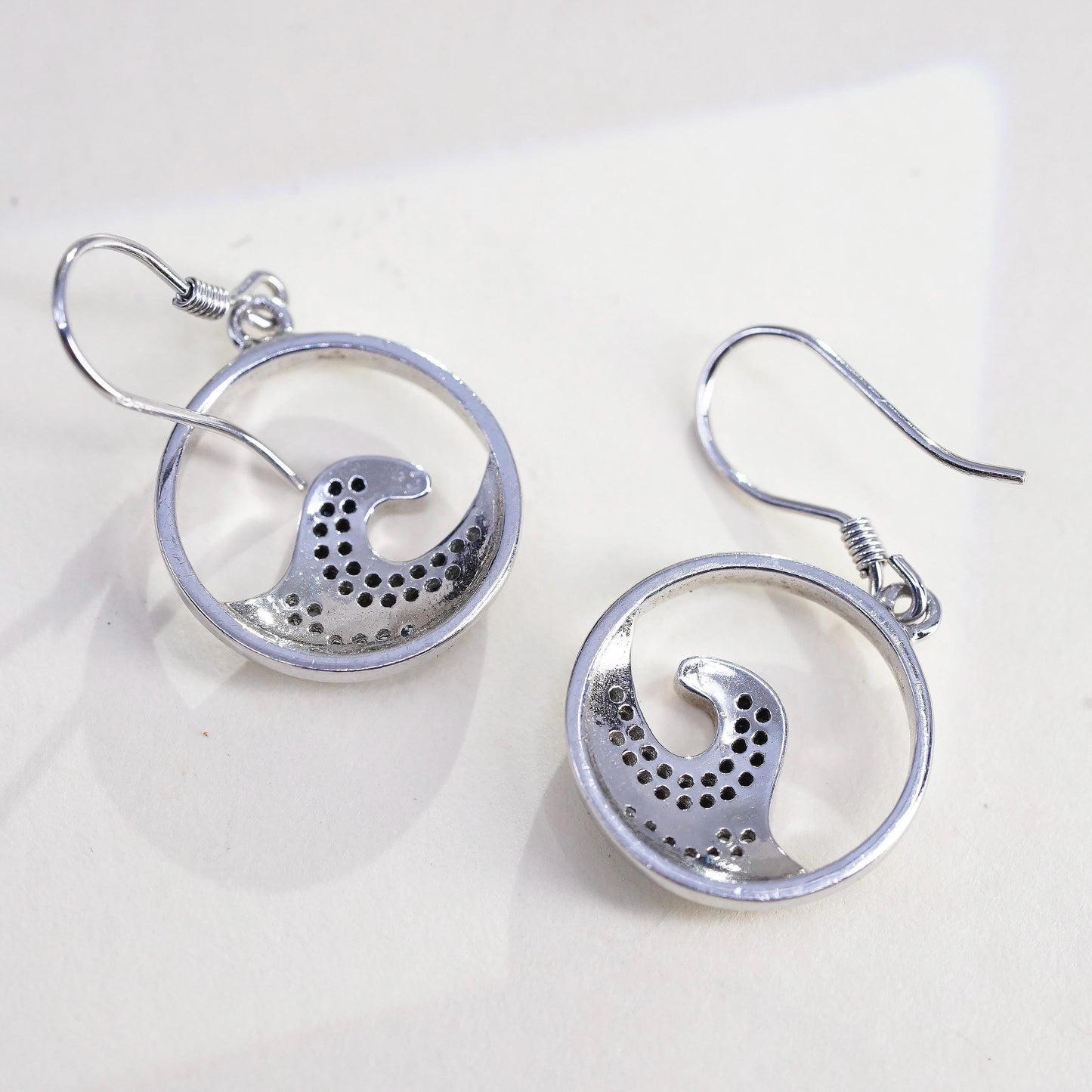 VTG Sterling silver handmade earrings, 925 ocean waves dangles cluster blue cz