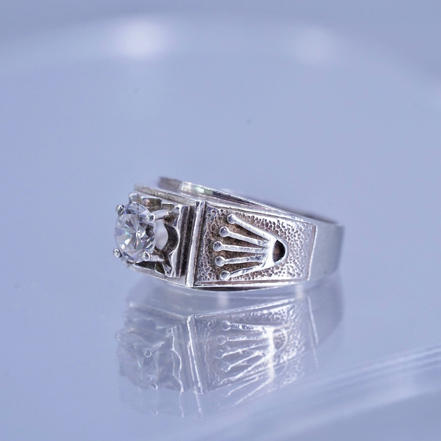 Size 6.5, vintage Sterling 925 silver handmade statement ring with Cz