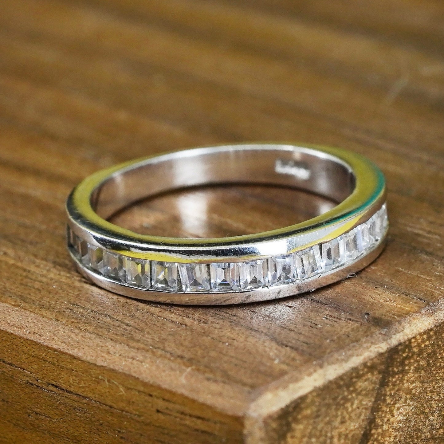 Size 7, vintage Sterling silver ring, 925 band with cz