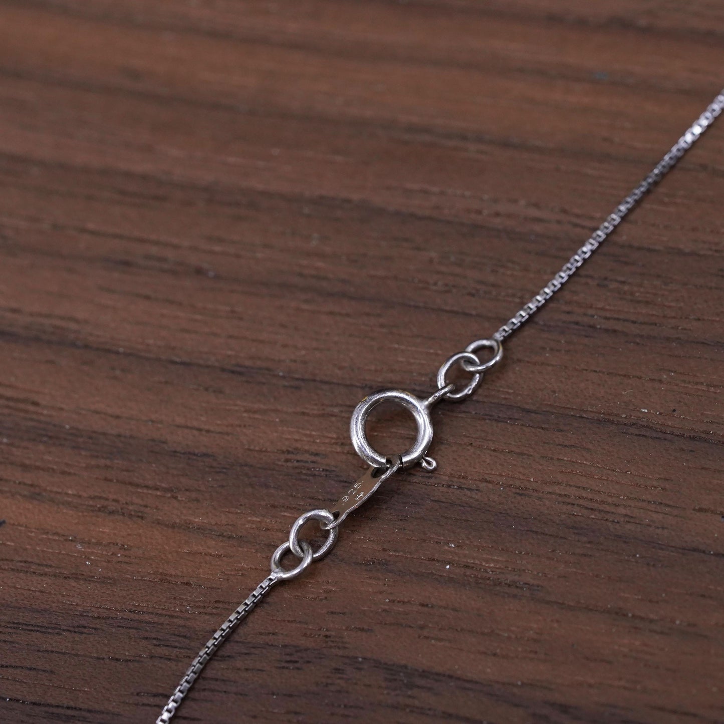 18", Sterling silver necklace, 925 box chain round filigree pendant lapis