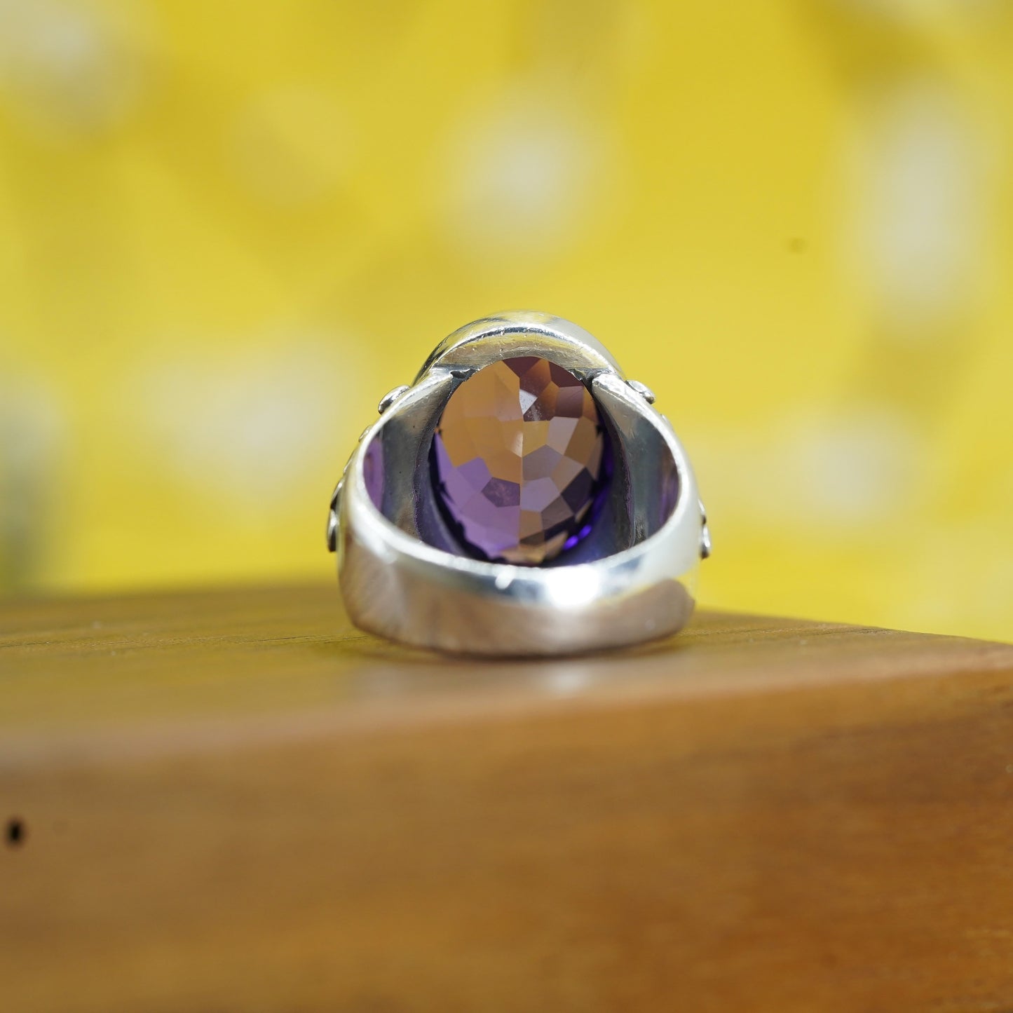 Size 7.5, vintage Sterling 925 silver handmade ring with amethyst bead textures