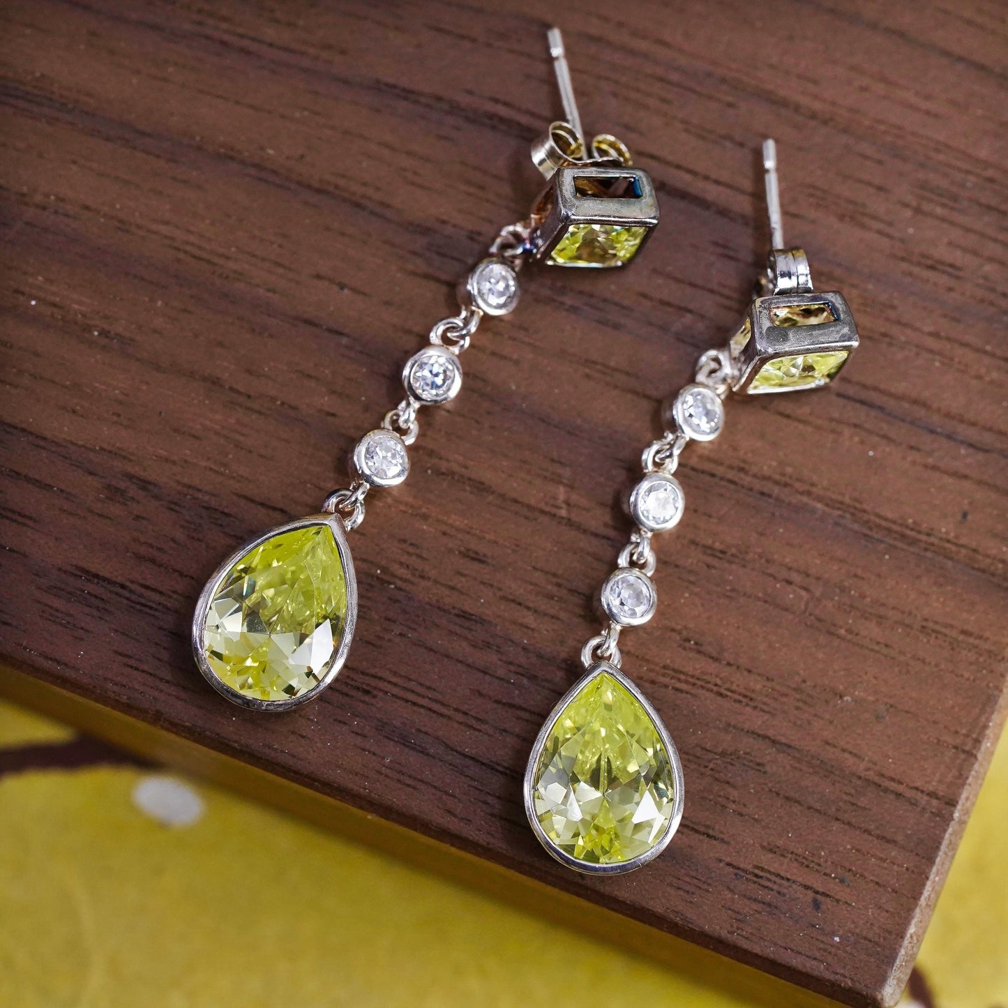 Vintage Sterling 925 silver handmade teardrop earrings with peridot
