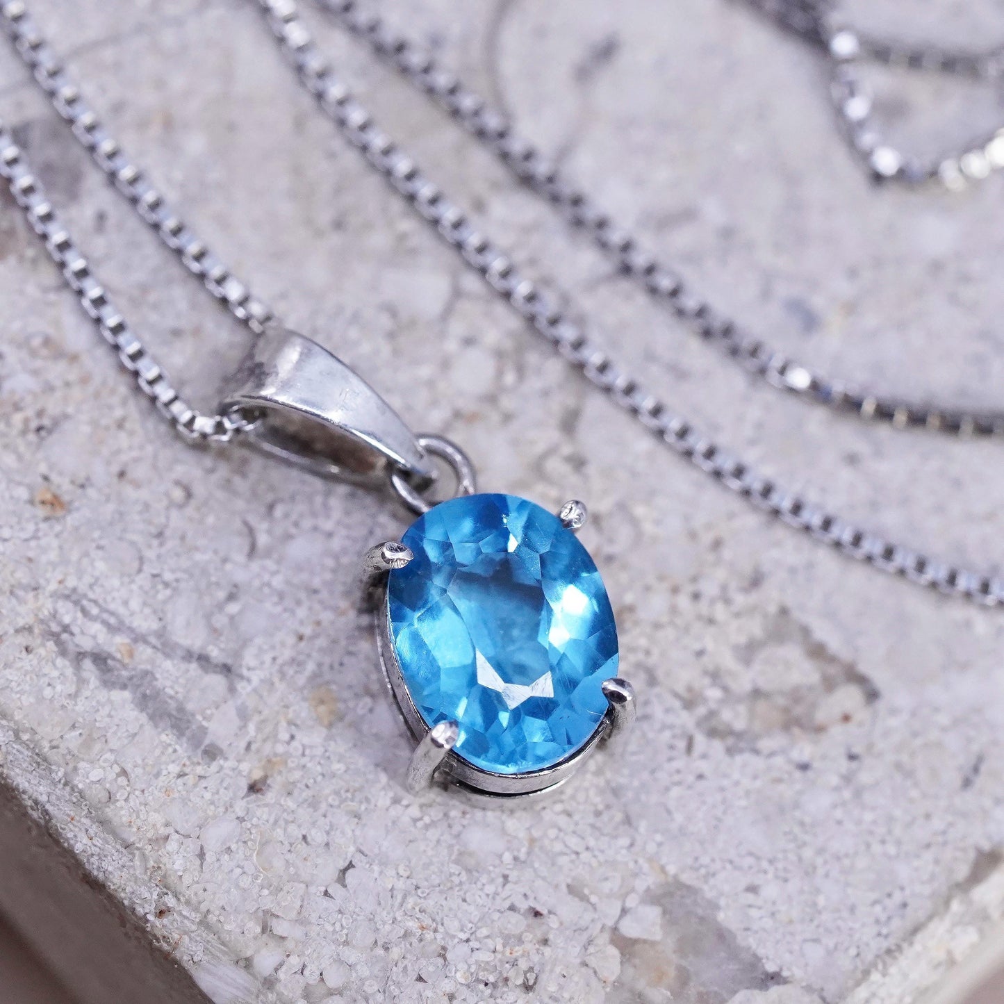24", vintage Sterling silver necklace, 925 box chain with oval topaz pendant